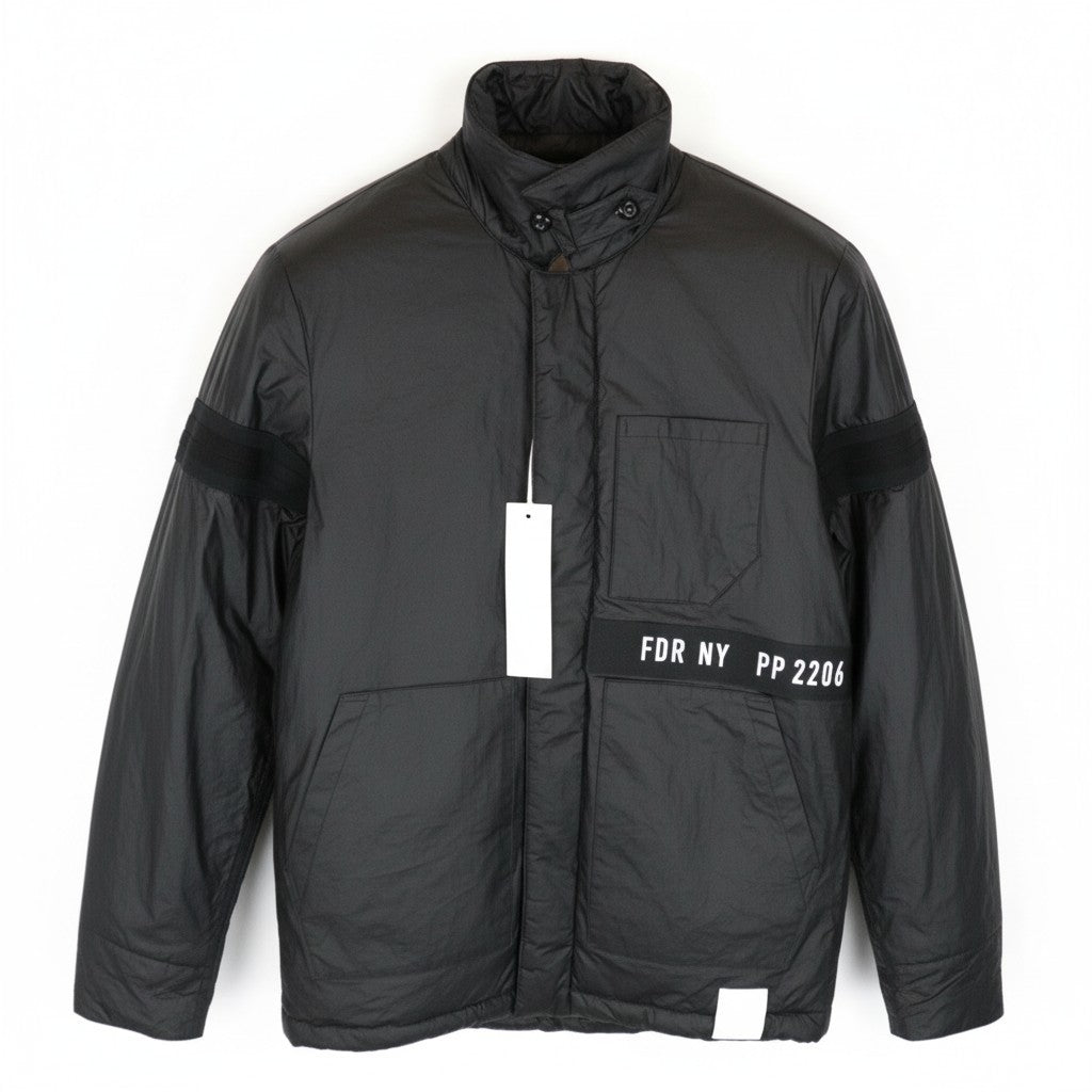 Schwarze Polyethylenjacke