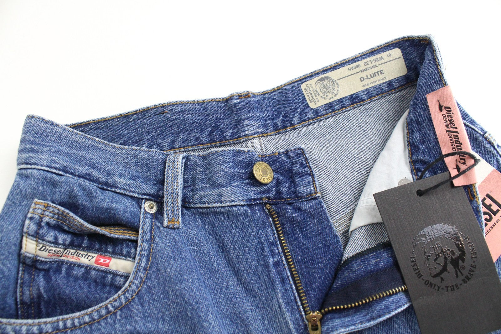 DIESEL D-Luite 080AN Women Jeans W25/L32 Wide Fit Blue Pure Cotton 5-Pocket