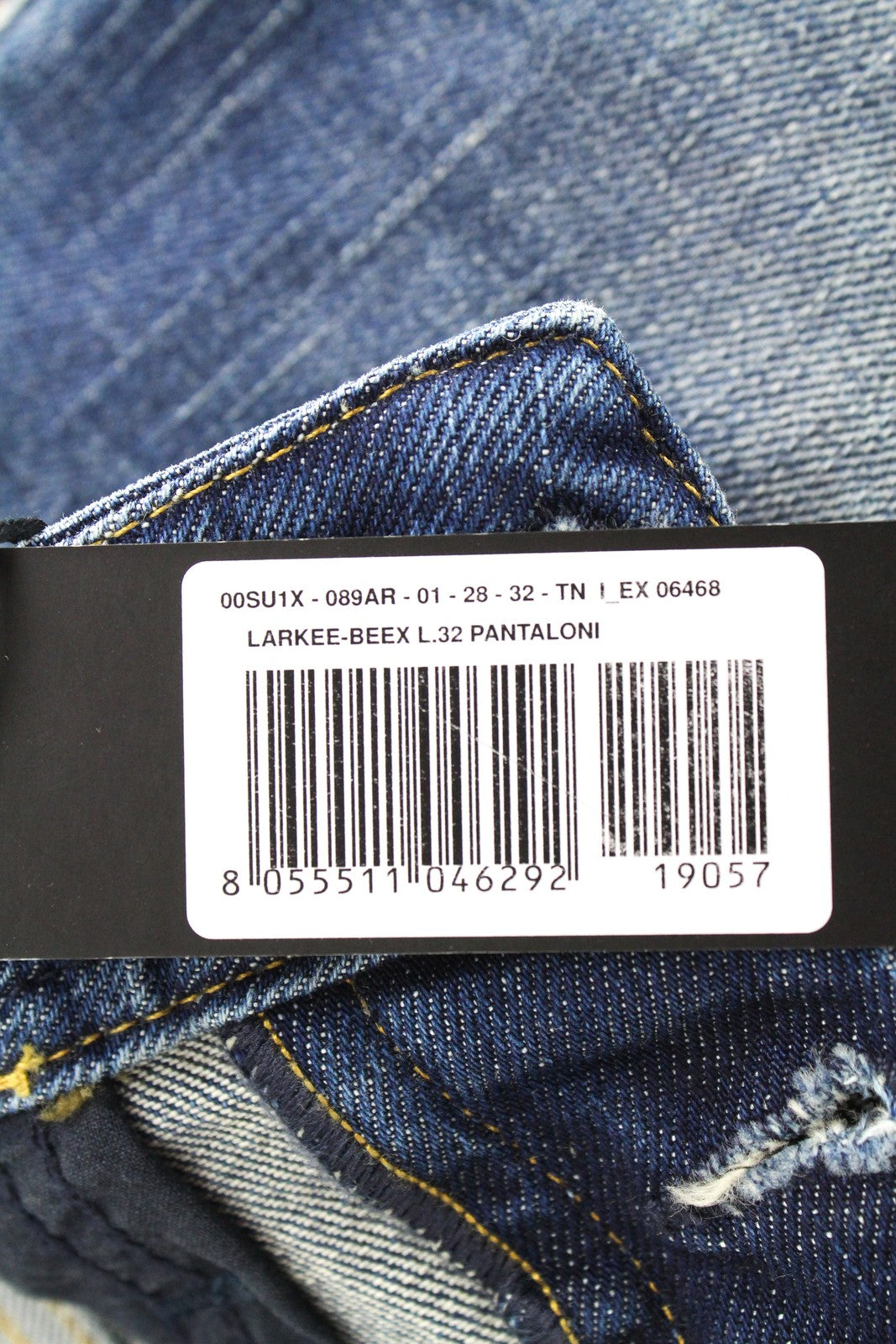 DIESEL Larkee-Beex 089AR Men Jeans W28/L32 Tapered Blue Cotton Stretch Washed