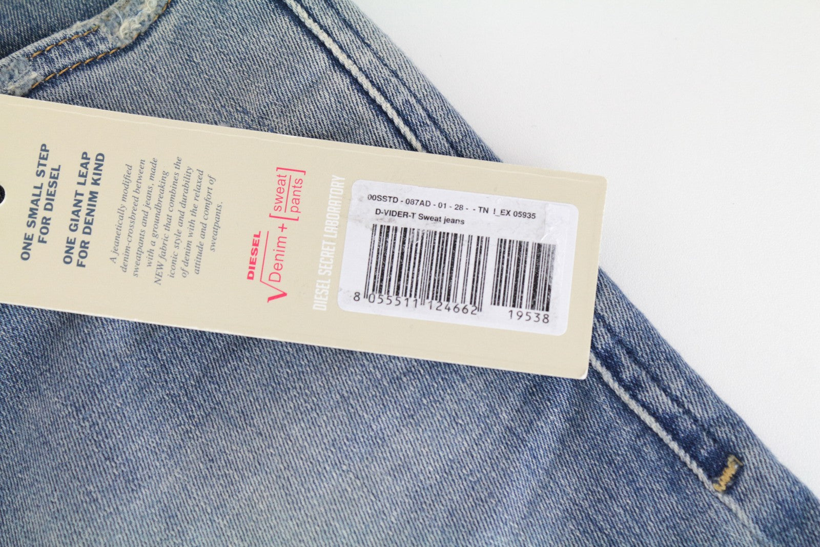 DIESEL D-Vider-T 087AD Men Jeans W28 Sweat Jogg Carrot Fit Cotton Stretch Blue