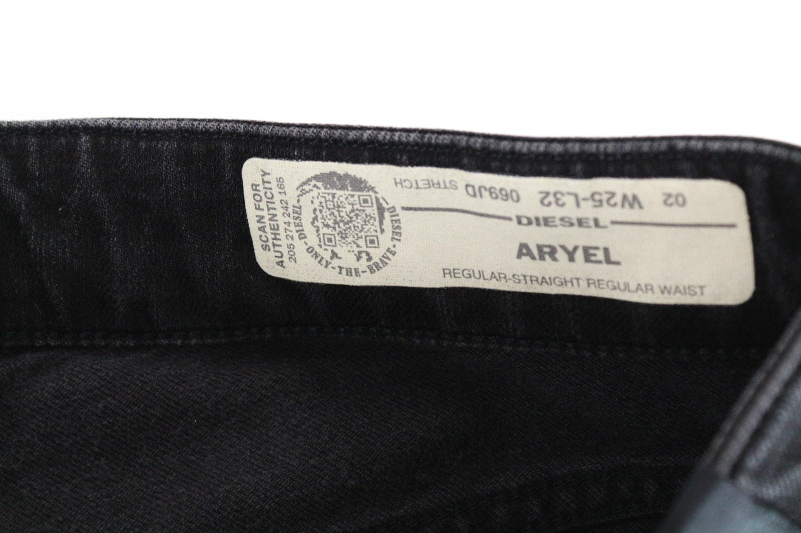 DIESEL Aryel 069JD Women Jeans W25/L32 Stretch Regular Straight Coated Black