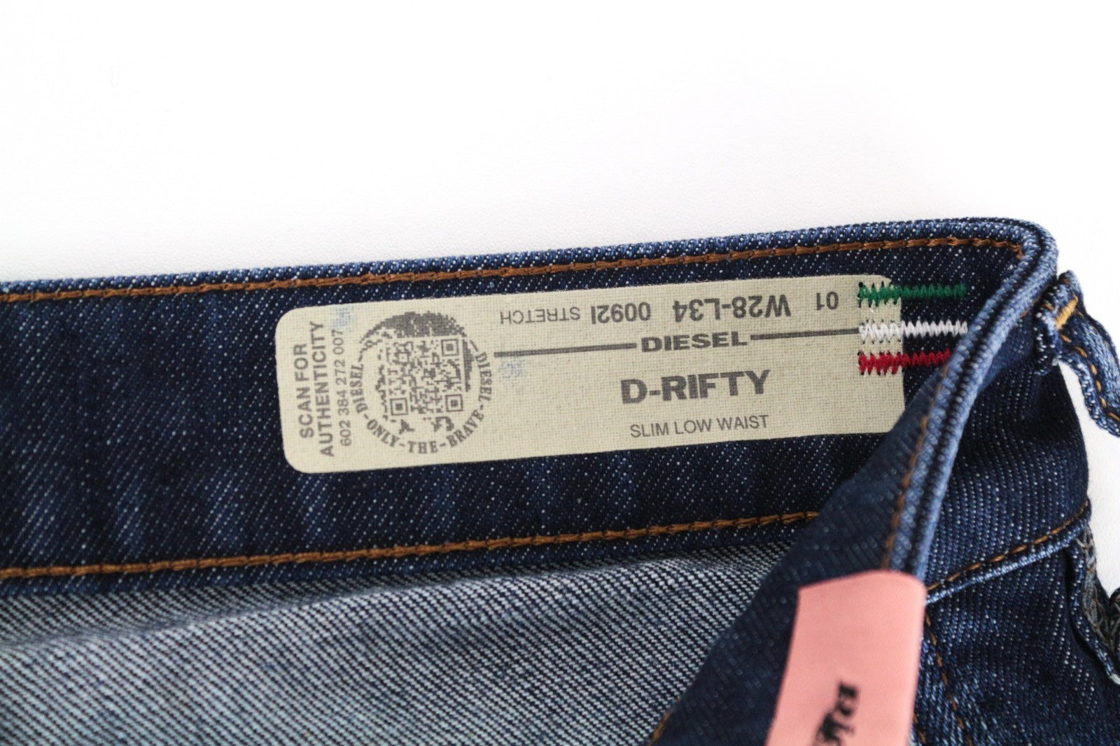 DIESEL D-Rifty 0092I Men Jeans W28/L34 Slim Distressed Cotton Stretch Blue