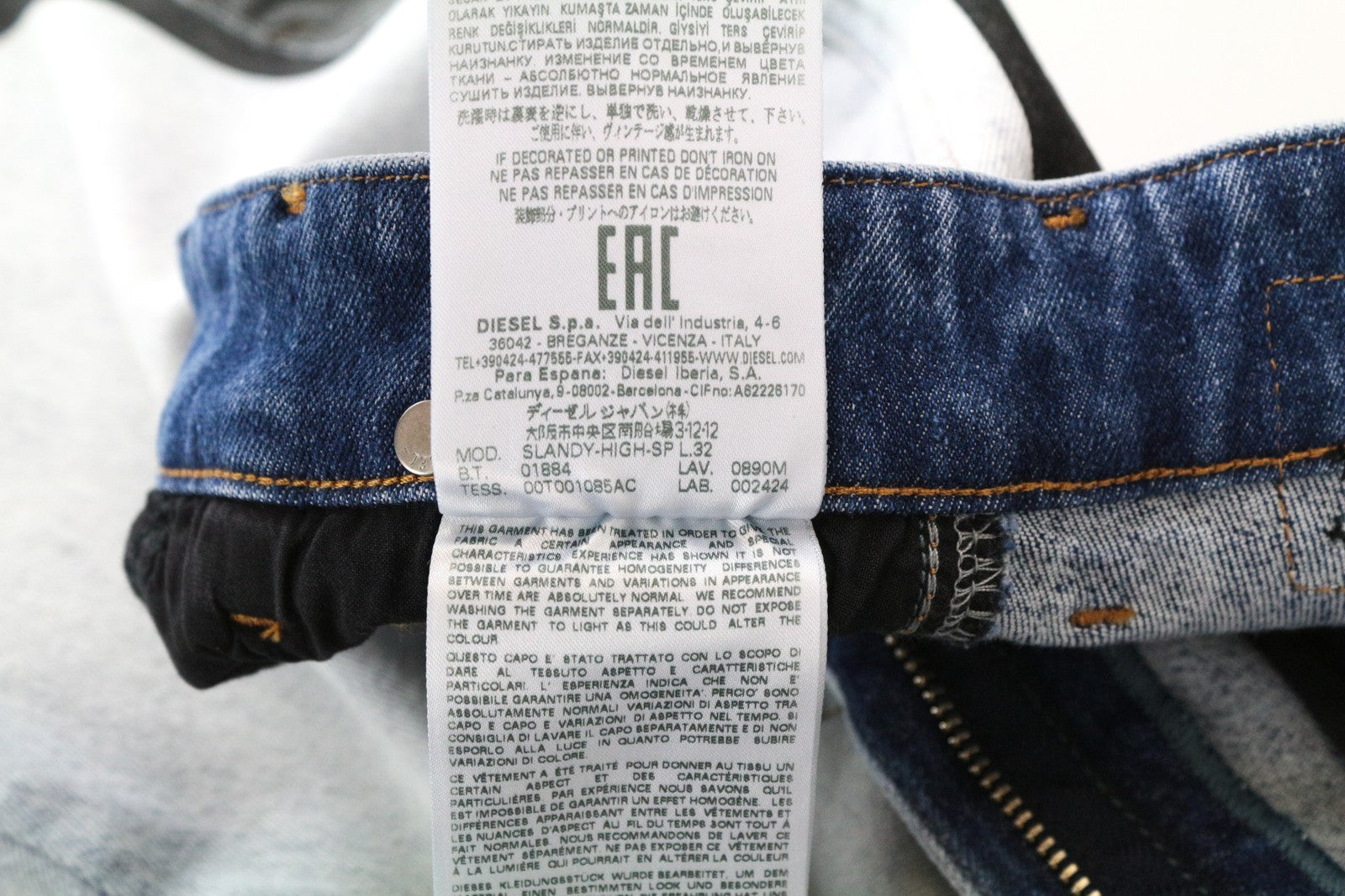 DIESEL Slandy-High-SP 0890M Women Jeans W26/L32 Super Skinny Wash Blue Stretch