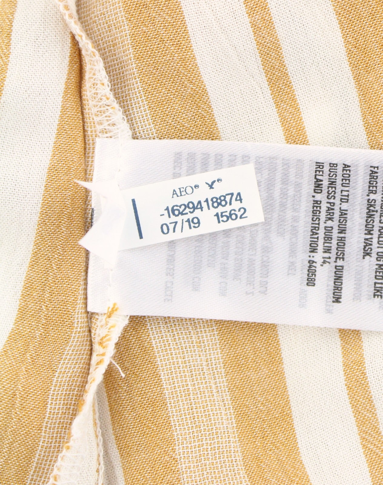 AMERICAN EAGLE OUTFITTERS Women T-Shirt M Beige Stripe V-Neck Sleeveless