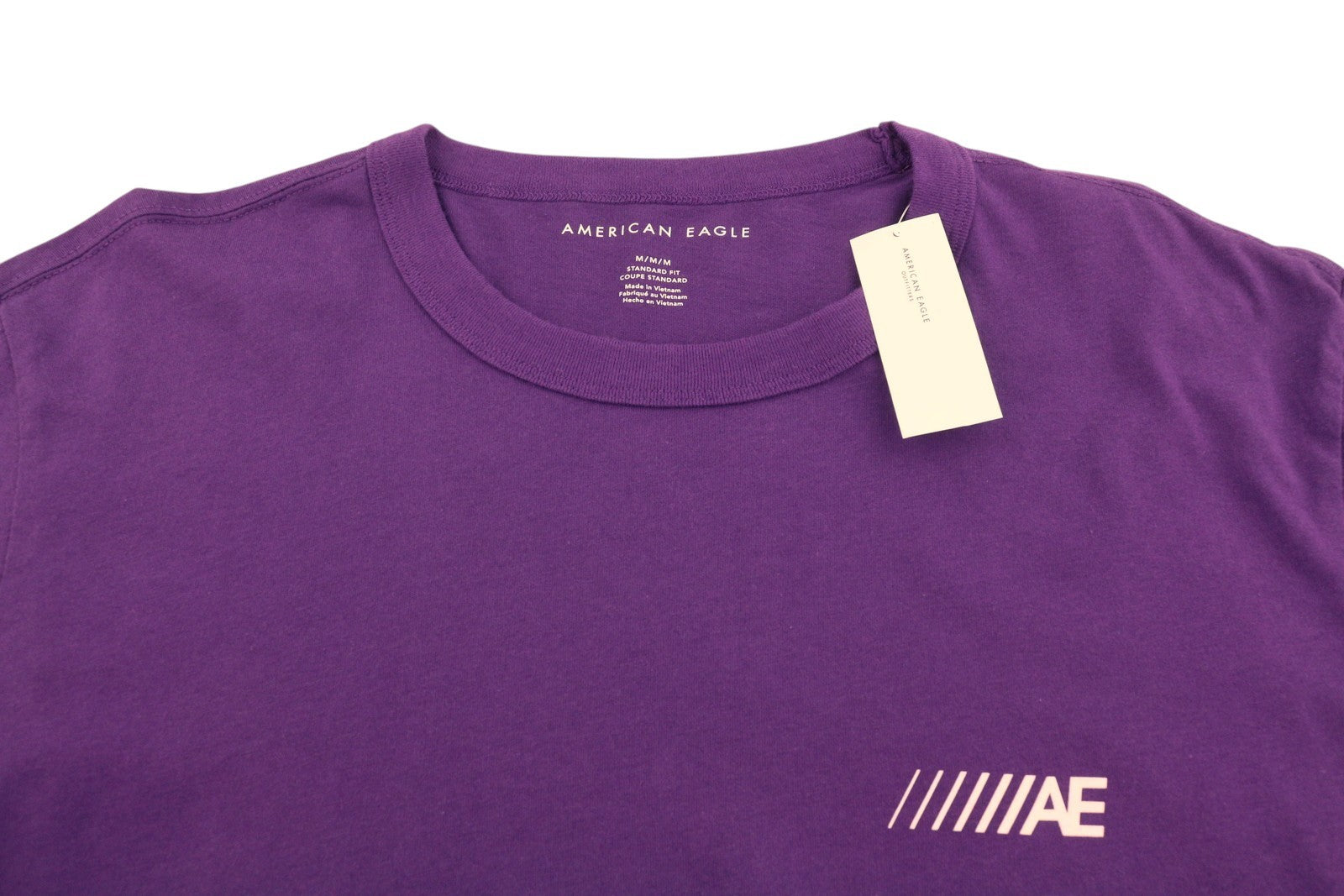 AMERICAN EAGLE OUTFITTERS Men T-Shirt M Purple Cotton Tricot Crew Long Sleeve