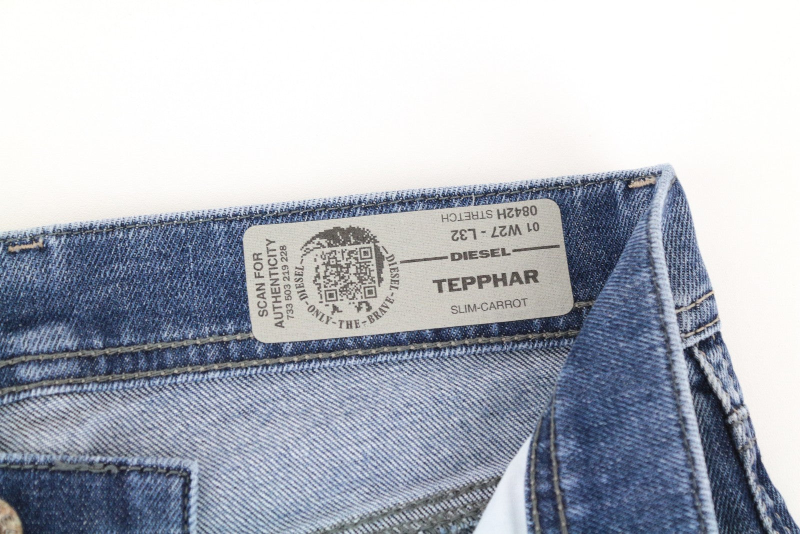 DIESEL Tepphar 0842H Men Jeans W27/L32 Slim Carrot Fit Blue Cotton Stretch Boys