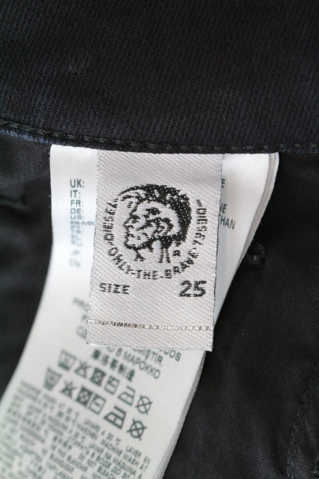 DIESEL Aryel 0679R Women Jeans W25/L30 Straight Fit Dark Blue Cotton Stretch
