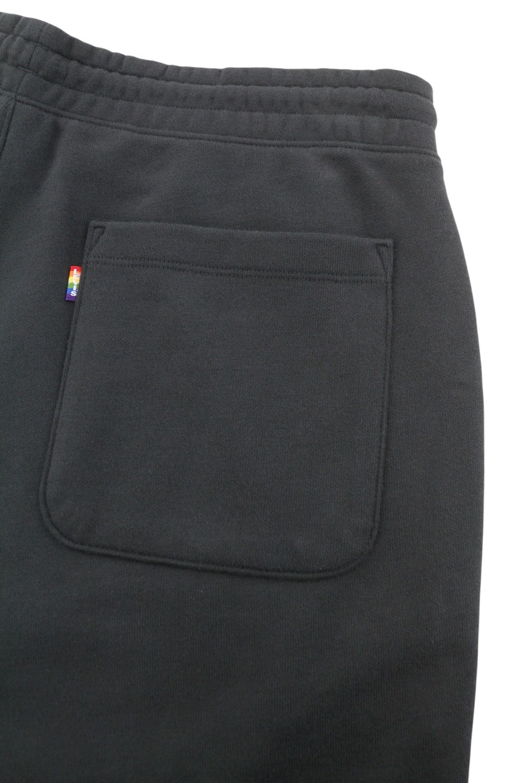 LEVI'S Pride Graphic Men Shorts L Dark Grey Drawstring Waist Tricot Unisex