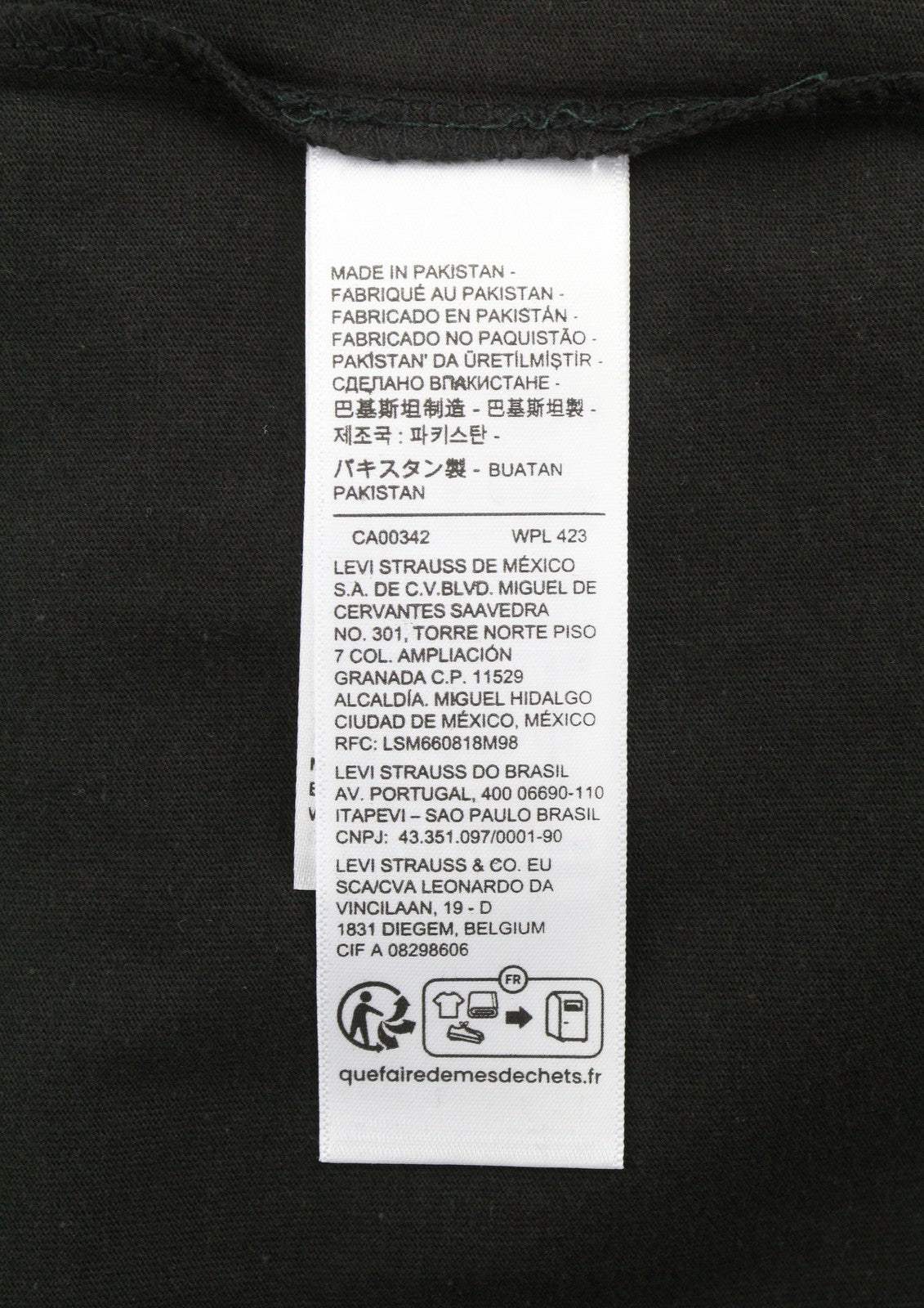 LEVI'S Relaxed Men T-Shirt S Black Tricot Cotton Crew Neck Short Sleeve