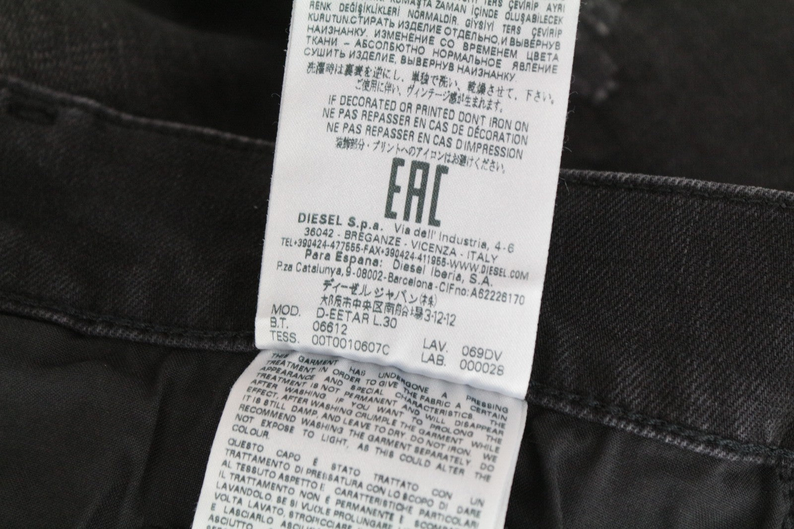 DIESEL D-Eetar 069DV Men Jeans W29/L30 Tapered Ripped Black Button-Fly Denim