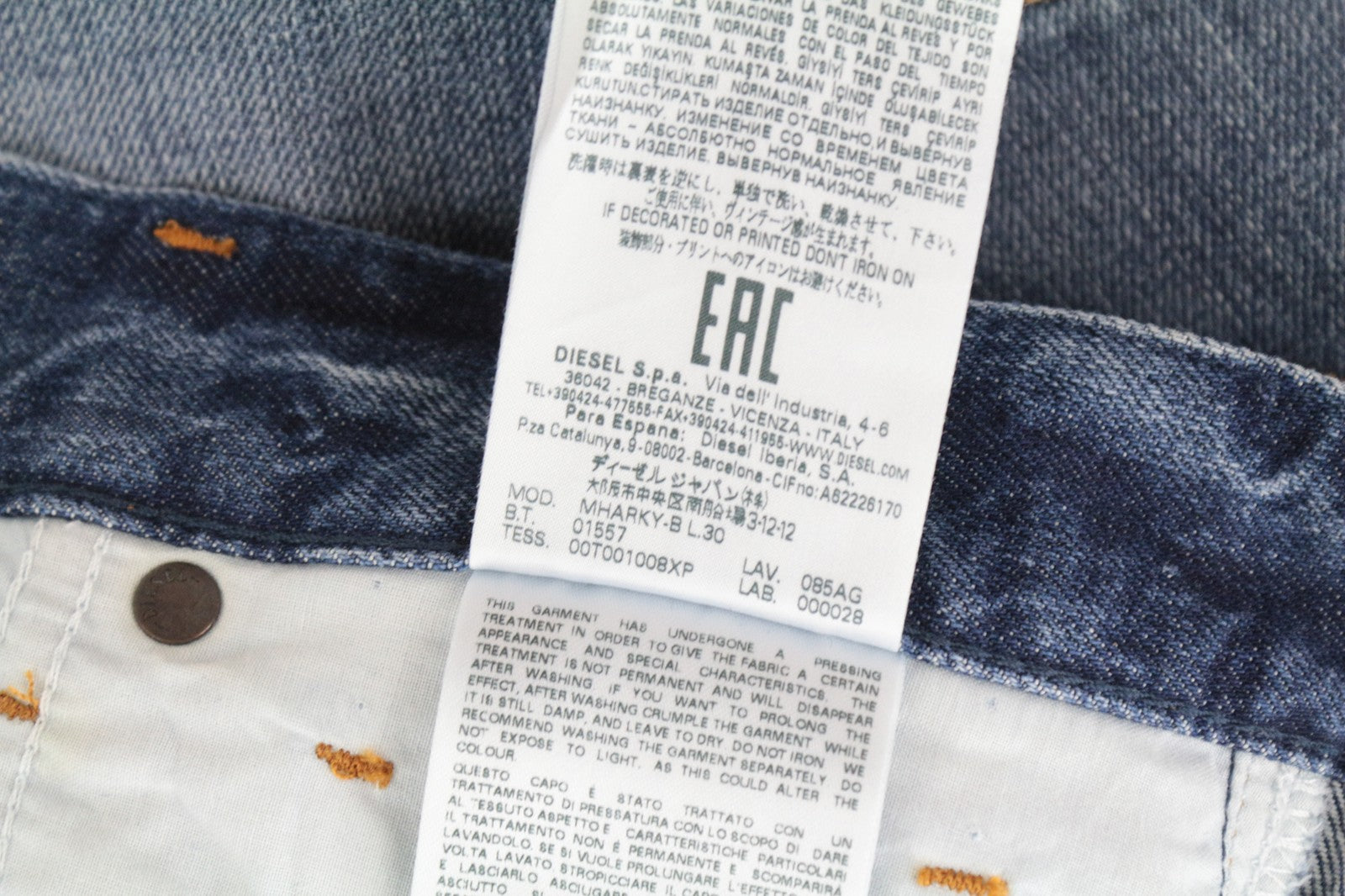 DIESEL Mharky 085AG Men Jeans W29/L30 Slim Skinny Distressed Hems Button-Fly