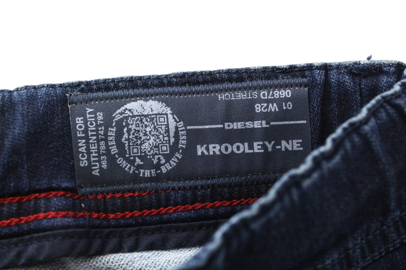 DIESEL Krooley-NE 0687D Men Jeans W28 Fade Contrasting Blue Sweat Jogg Tapered