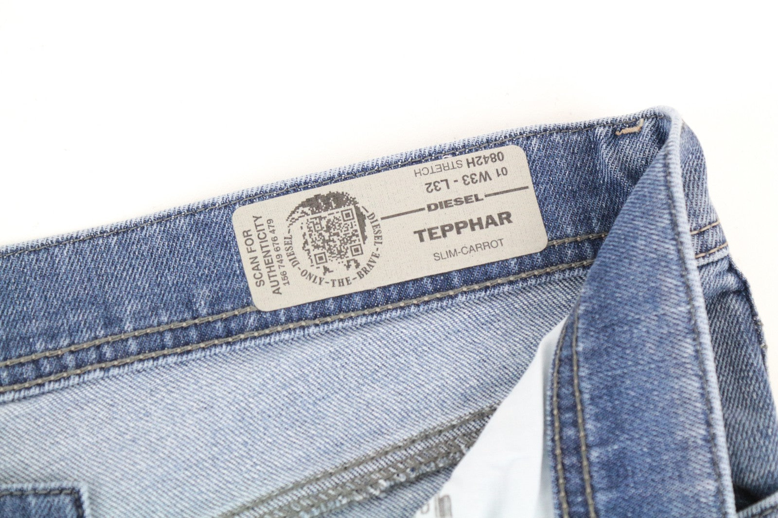 DIESEL Tepphar 0842H Men Jeans W33/L32 Slim Carrot Whiskered Washed Out Blue