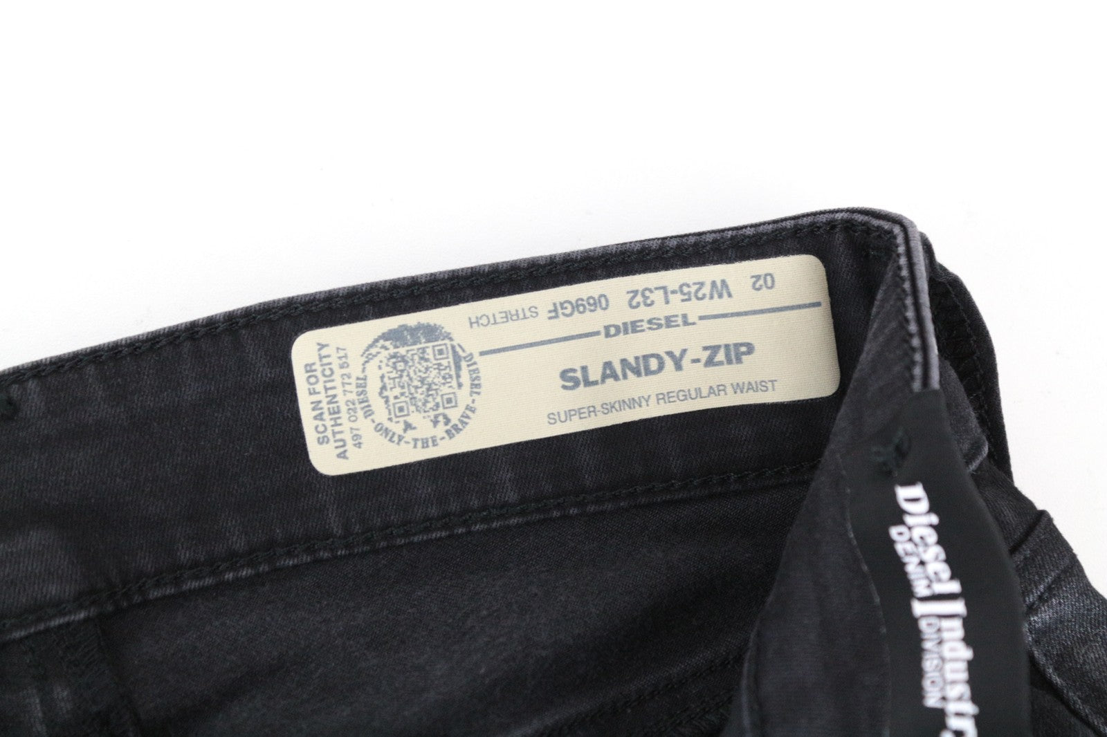 DIESEL Slandy-Zip 069GF Women Jeans W25/L32 Coated Mid-Rise Super Skinny Denim