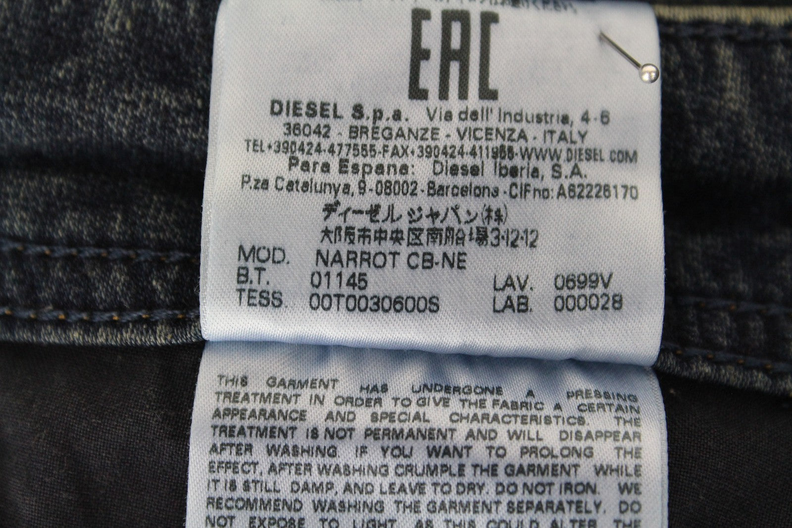 DIESEL Narrot CB-NE 0699V Men Jeans W28 Distressed Sweat Jogg Aged Slim Stained