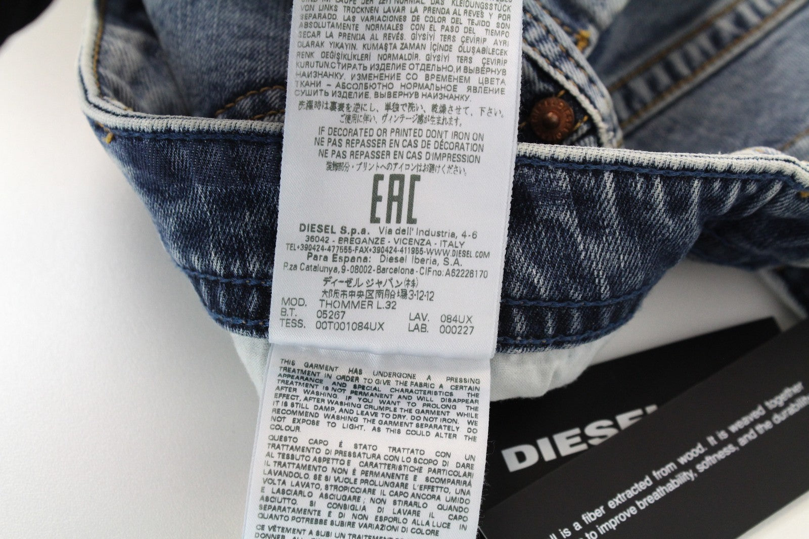 DIESEL Thommer 084UX Men Jeans W27/L32 Stone Washed Boys Skinny Stained Zip-Fly