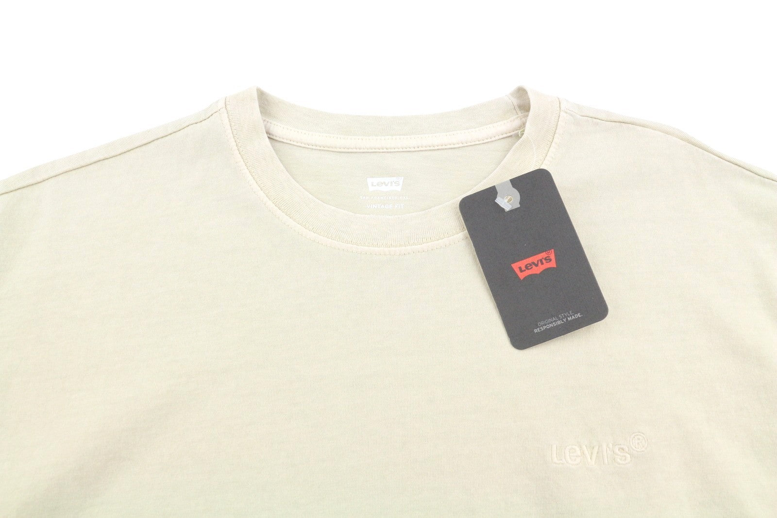 LEVI'S Vintage Fit Men T-Shirt M Beige Cotton Tricot Crew Neck Short Sleeve