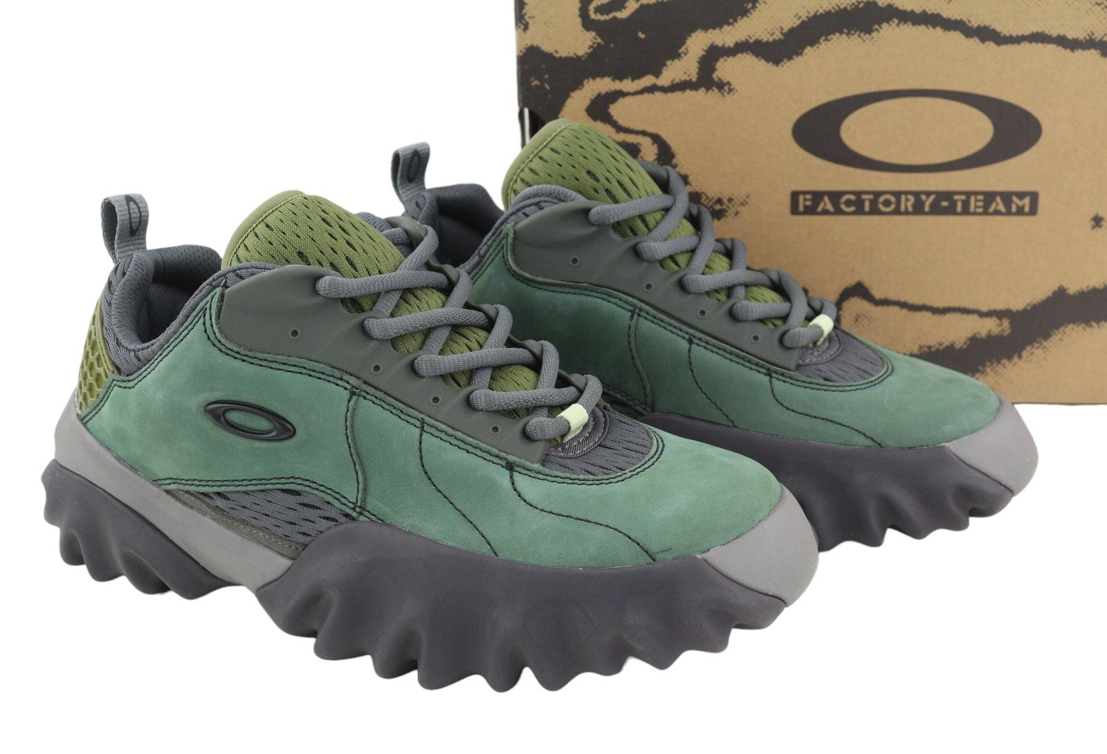 OAKLEY Factory Team Nubuck Chop Saw Women Boots EU38.5 Green Suede RRP190