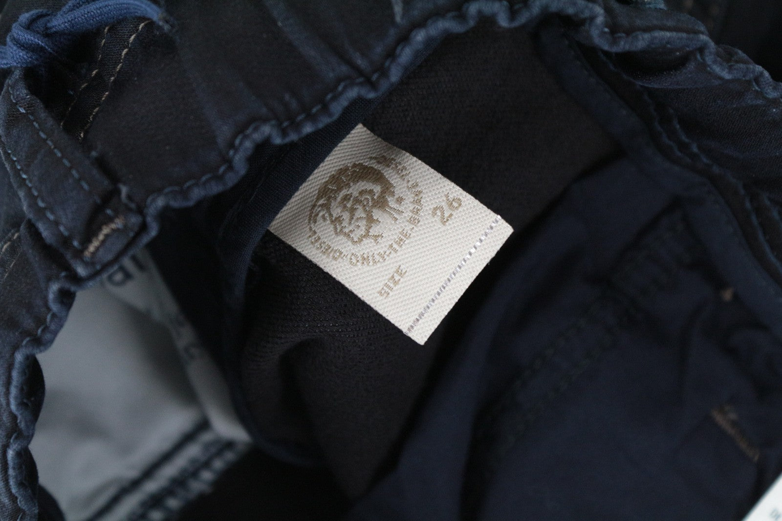 DIESEL Krooley-Ne 0686F Men Jeans W26 Taper Boys Denim Drawstring Sweat Jogg