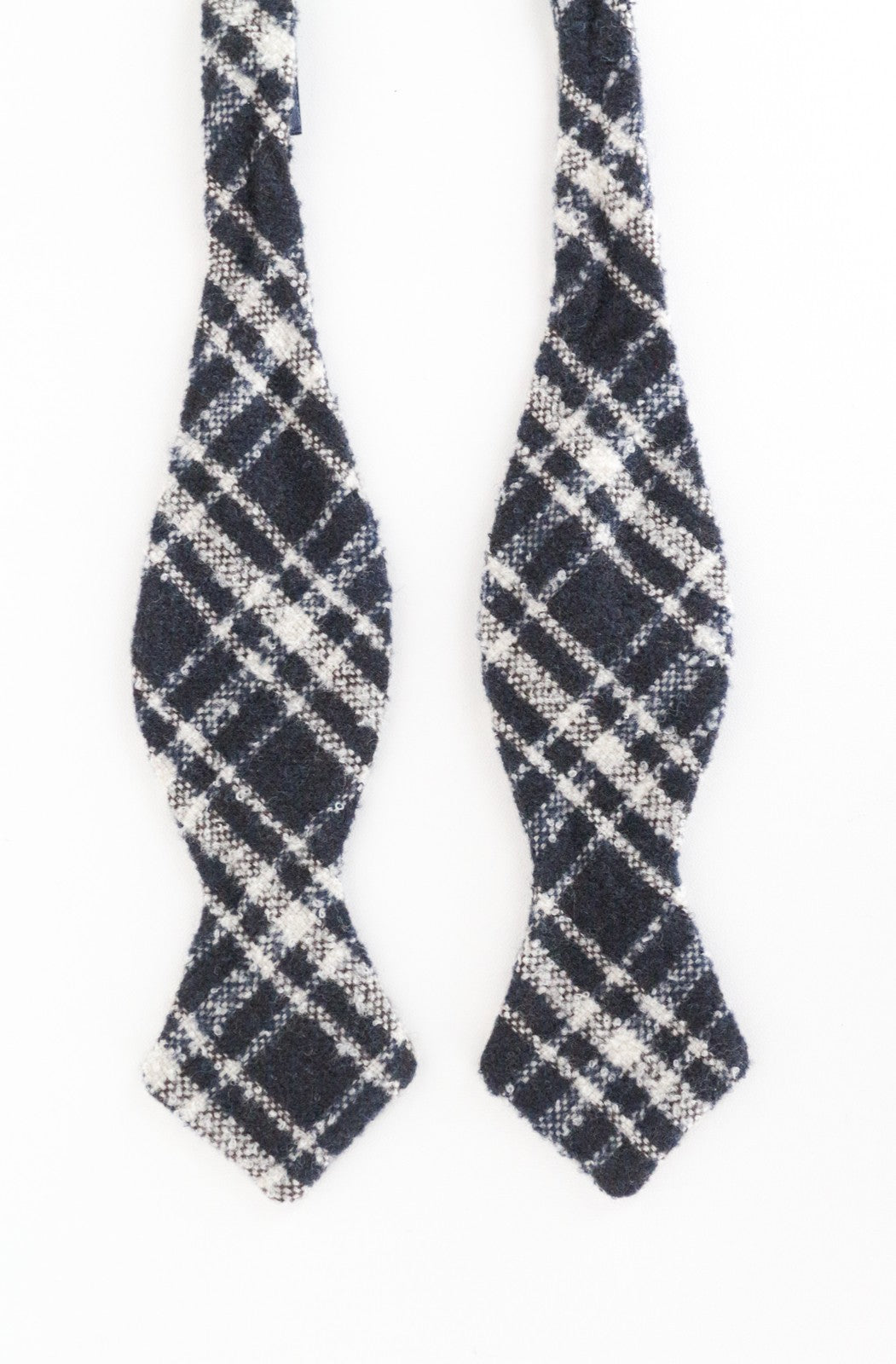 SUITSUPPLY Men Bow OS Navy Blue Wool Blend Checked Self-Tied Formal