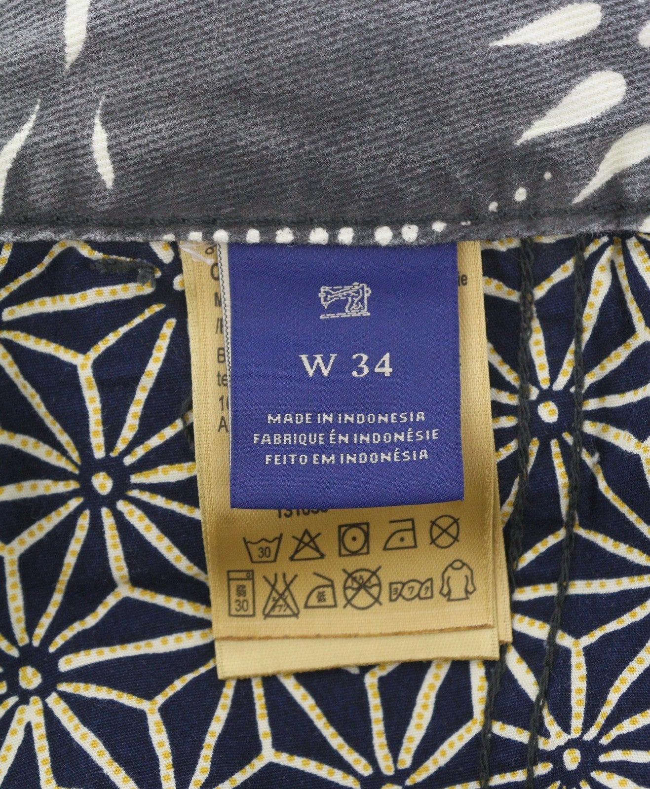 SCOTCH & SODA Men Shorts W34 Grey Garment Dye Patterned Distress Denim