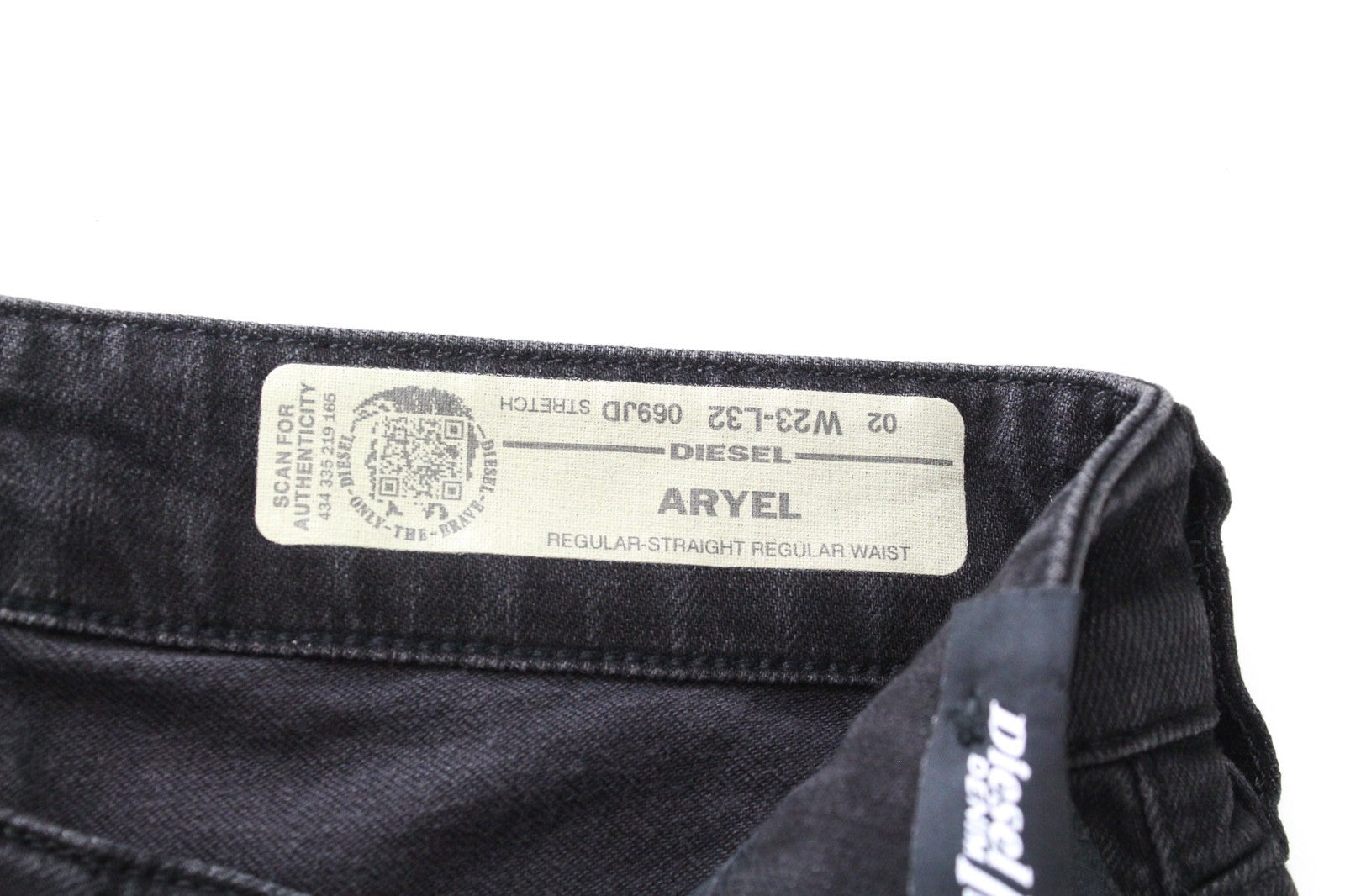 DIESEL Aryel 069JD Women Jeans W23/L32 Girls Straight Cropped Stretch Black
