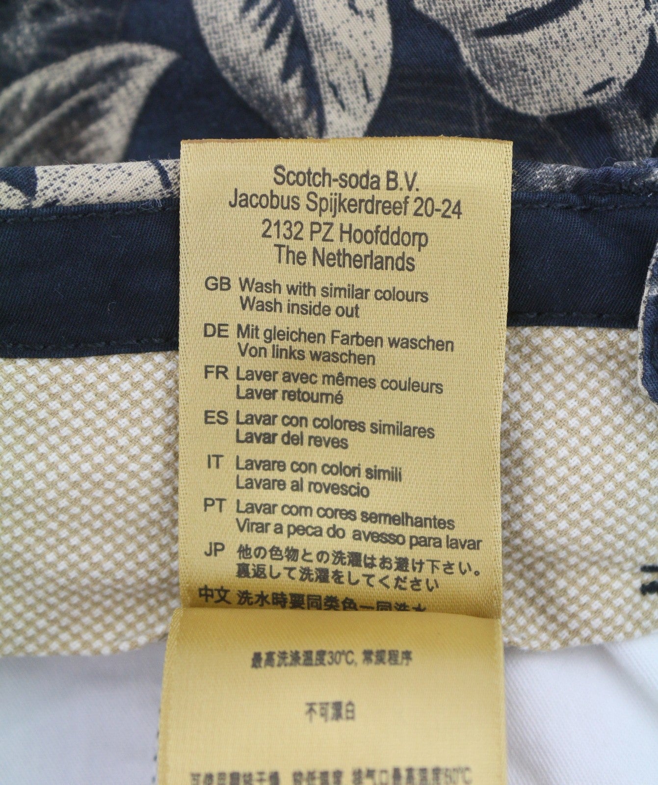 SCOTCH & SODA Men Shorts W28 Faded Floral Leafs Pattern Zipper Chino