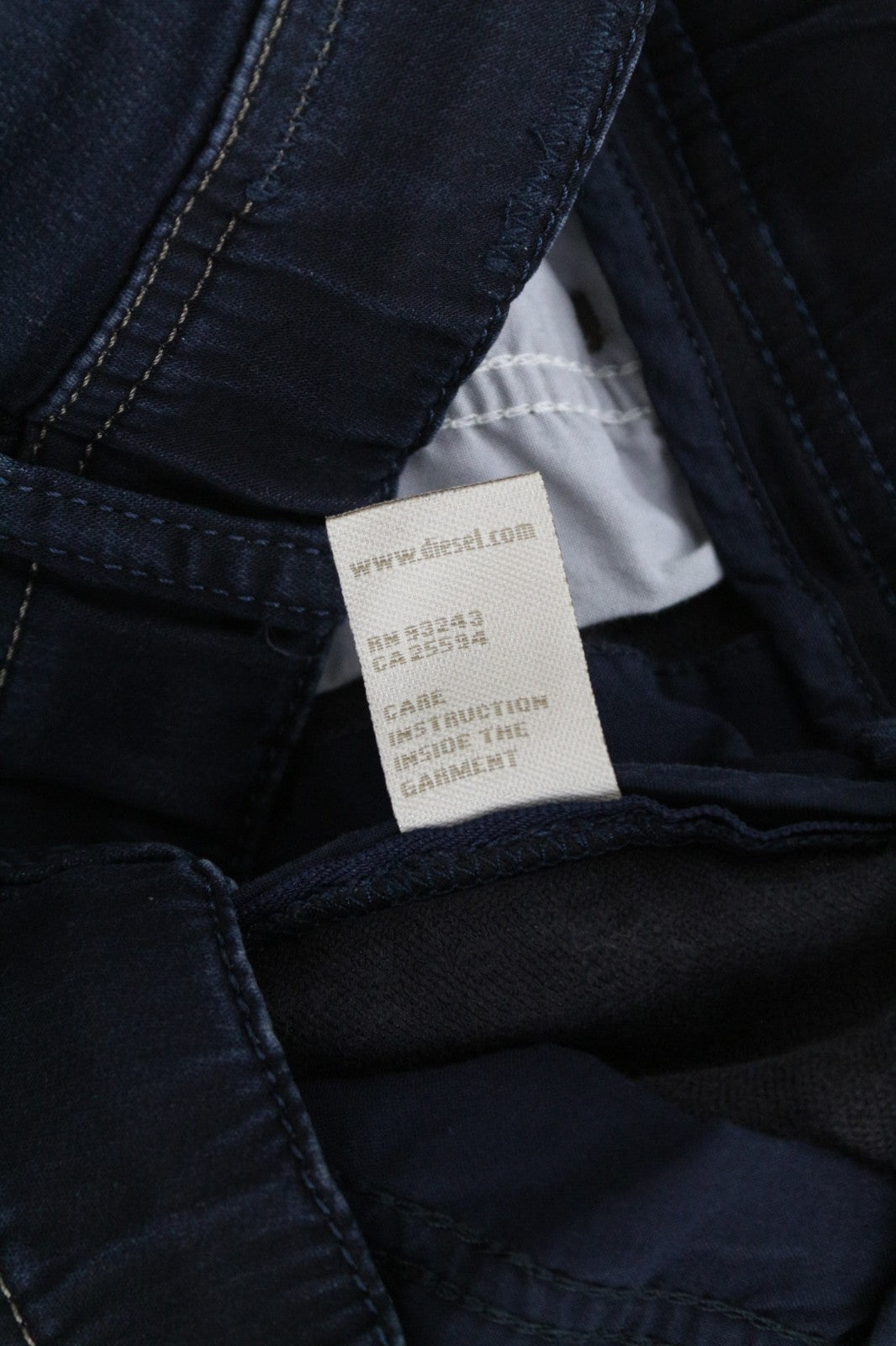 DIESEL Krooley-NE 0686F Men Jeans W26 Jogg Sweat Blue Slim Carrot Fit Stretch