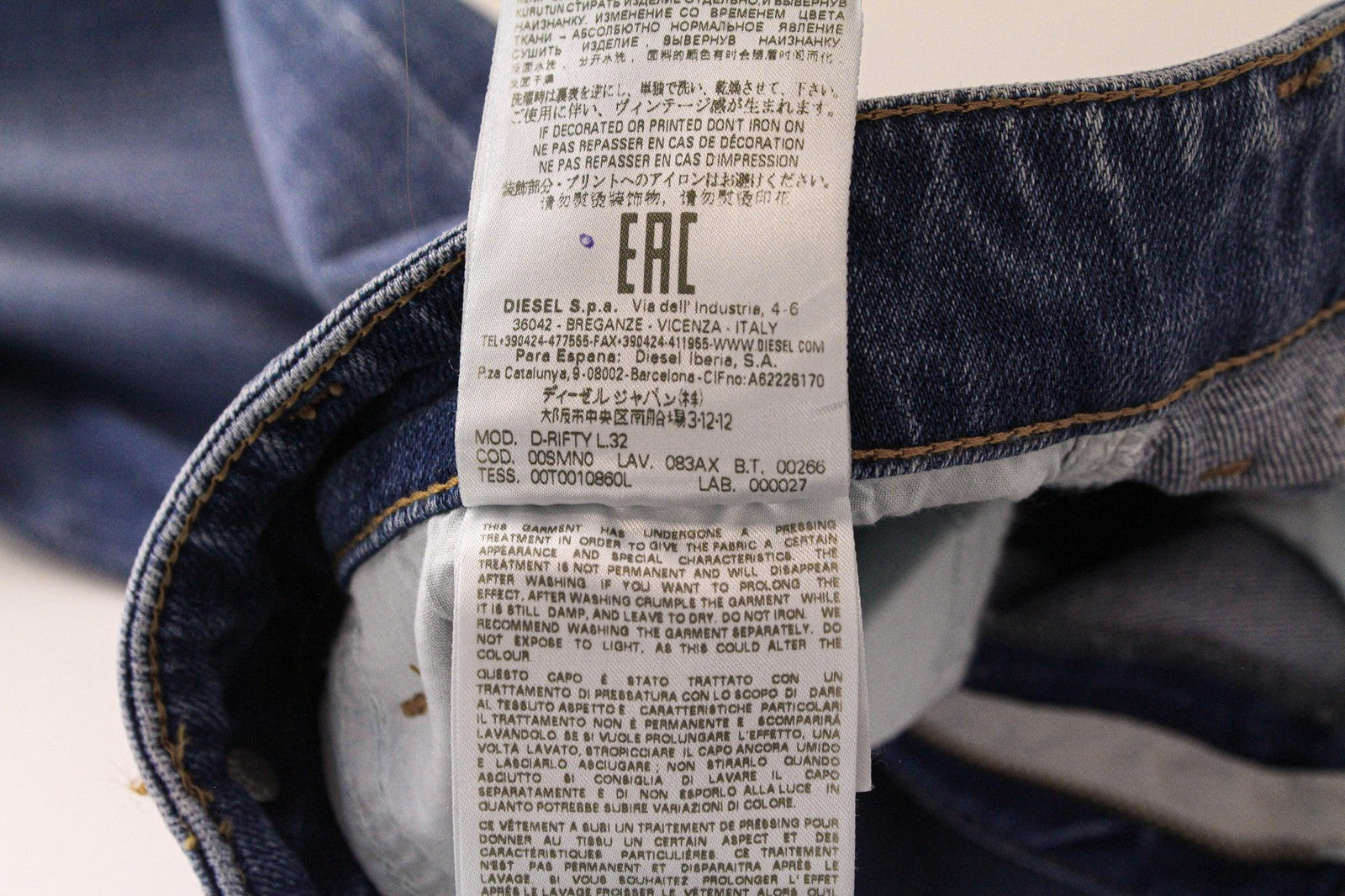 DIESEL D-Rifty 083AX Women Jeans W26/L32 Blue Stretch Slim Distressed Low Waist