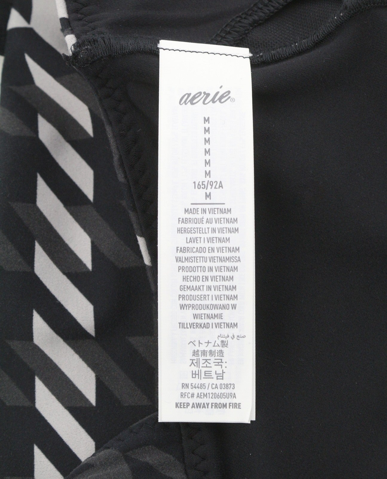 OFFLINE BY AERIE Women Sports Bra M Black Real Me Xtra Stretch Medium Support