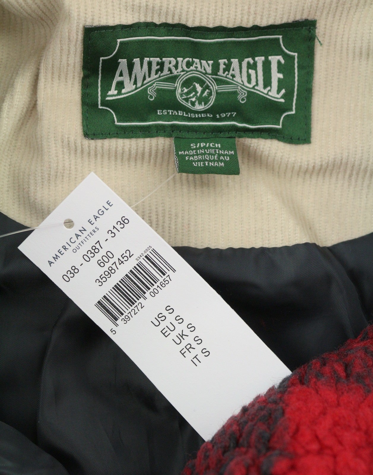 AMERICAN EAGLE OUTFITTERS Women Jacket S Red Check Fluffy Button Overshirt