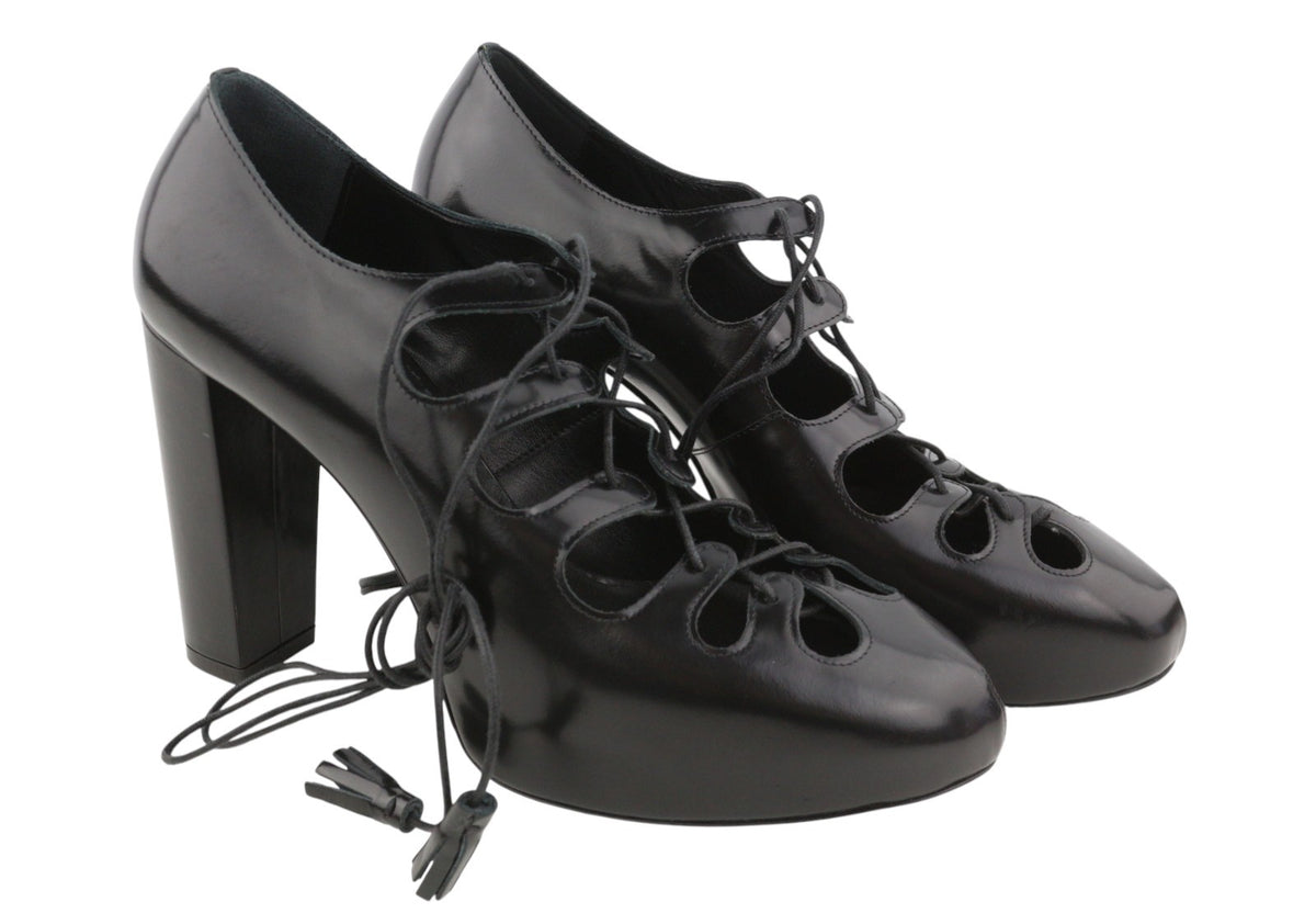 High Heels Sfilata