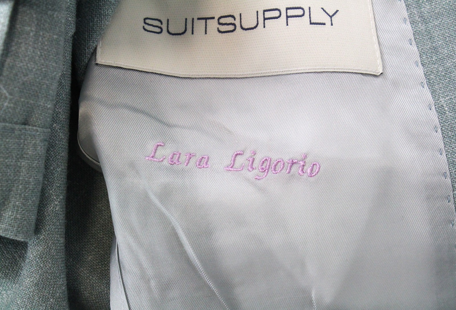Suit La Spalla