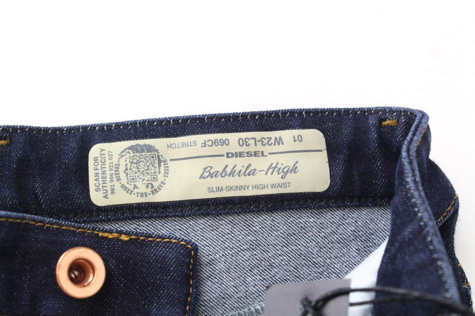 DIESEL Babhila-High 069CF Women Jeans W23/L30 Girls Slim-Skinny Blue Stretch