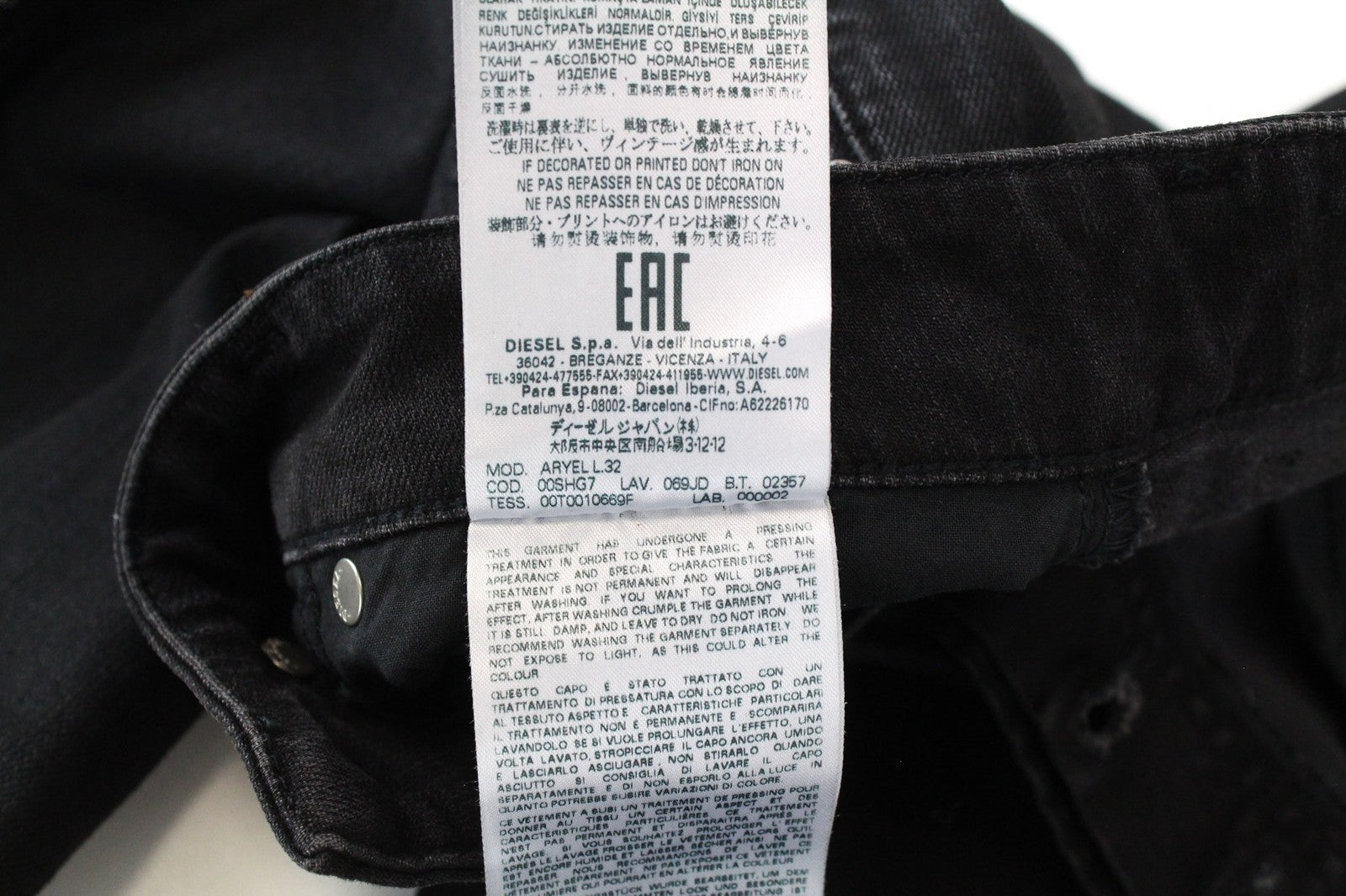 DIESEL Aryel 069JD Women Jeans W25/L32 Straight Fit Cotton Mix Stretch Black