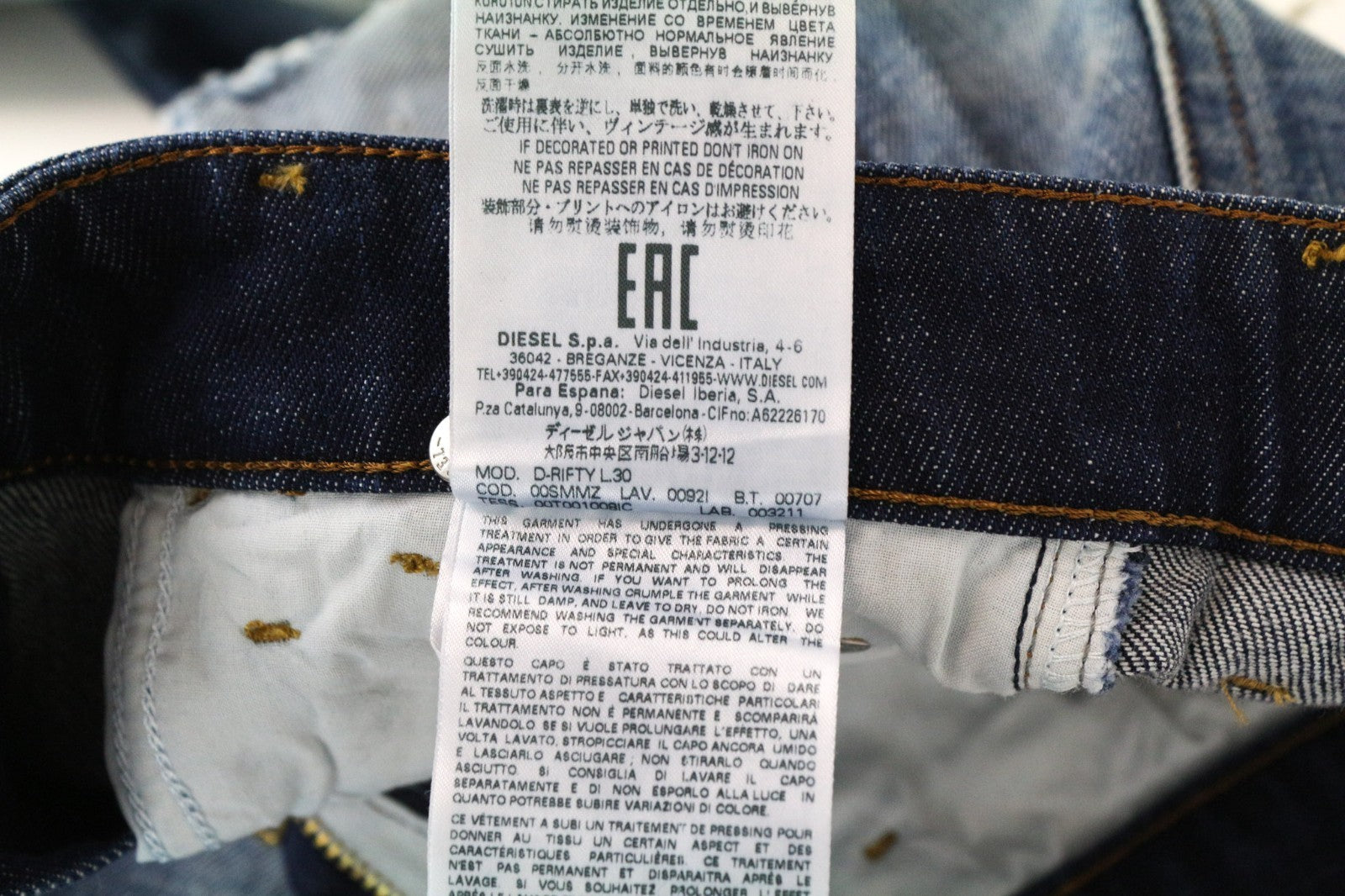 DIESEL D-Rifty 0092I Women Jeans W23/L30 Low Rise Distressed Girls Blue Slim