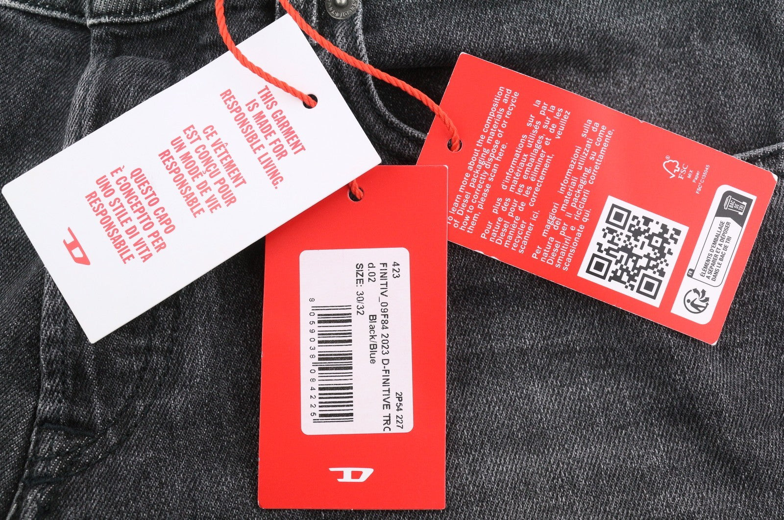 DIESEL 2023 D-Finitive 09F84 Men Jeans W30/L32 Grey Aged Fade Tapered