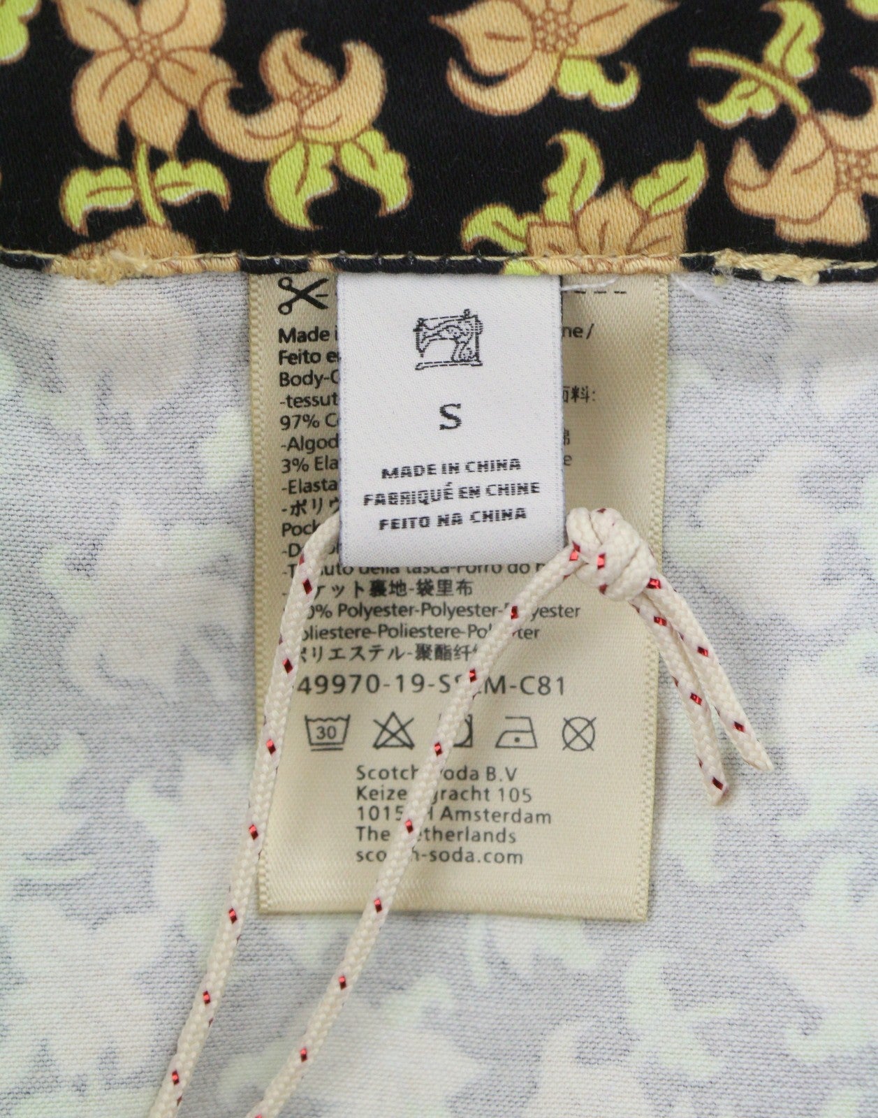 MAISON SCOTCH Women Shorts S W29 Black Floral All Over Print Pleated High Waist