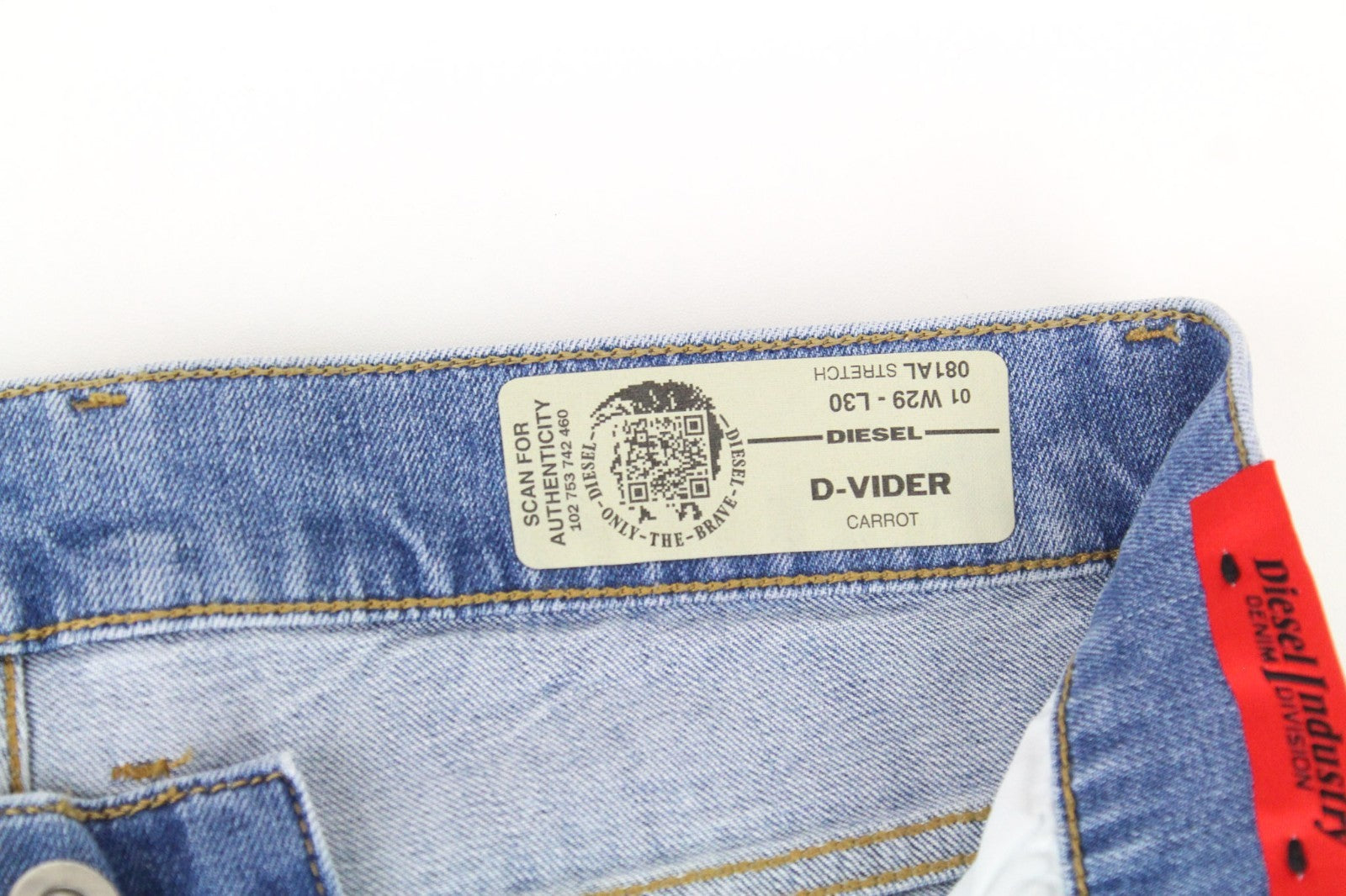 DIESEL D-Vider 081AL Men Jeans W29/L30 Light Blue Stretch Carrot Fit Button-Fly