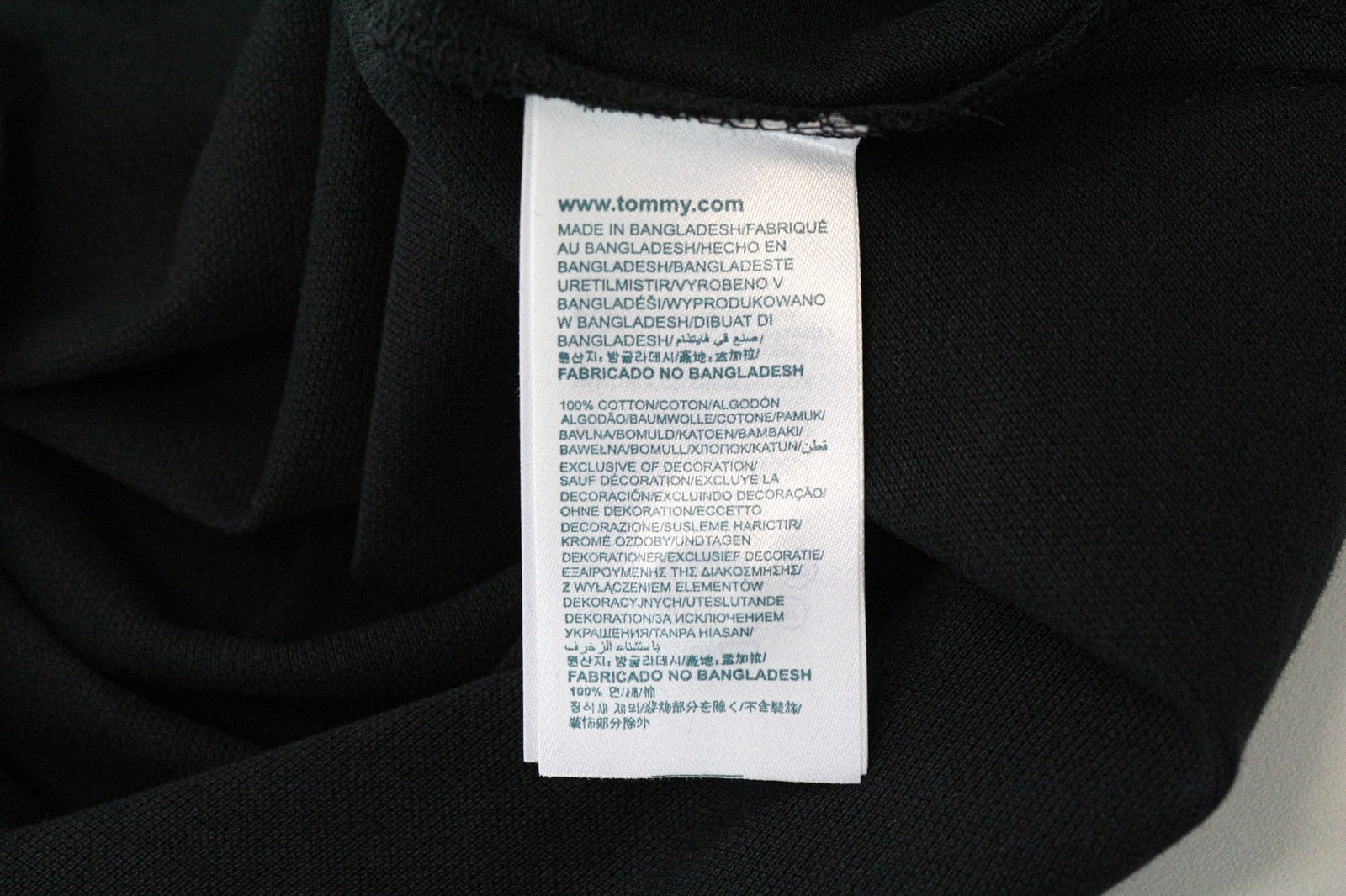 TOMMY HILFIGER DENIM Men's T-Shirt M Black Cotton Polo Short Sleeve Logo Top