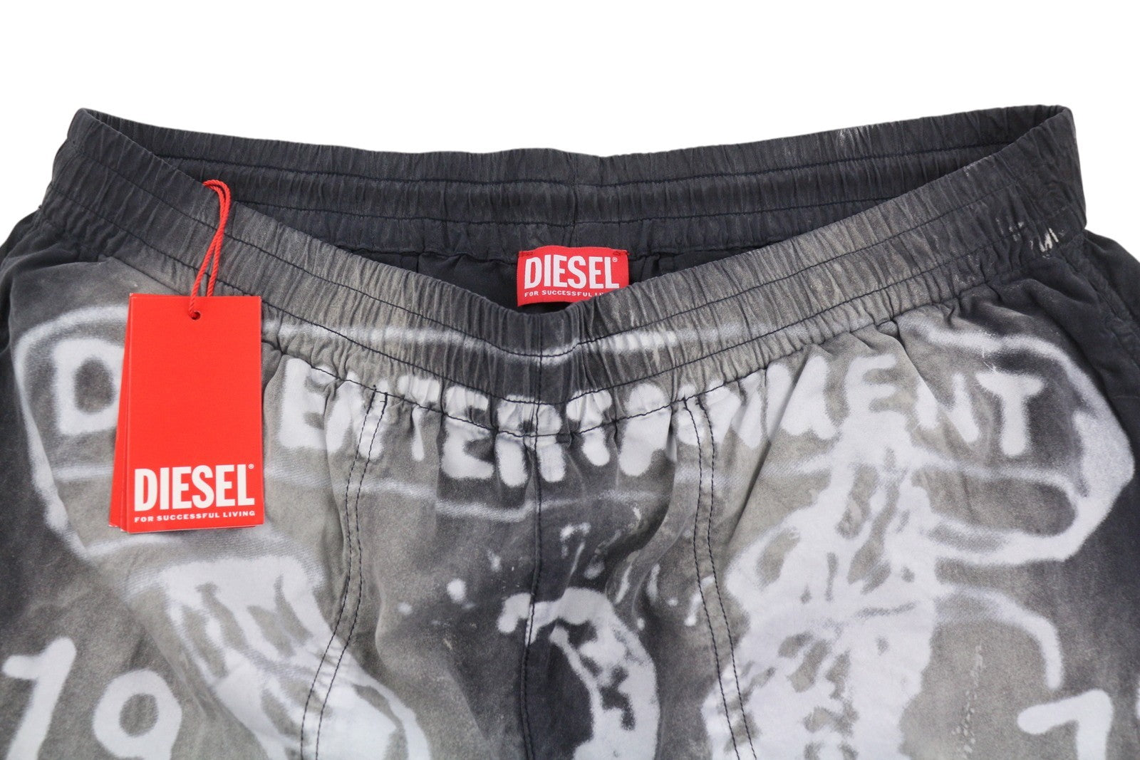 DIESEL P-Eeklo Men Shorts 54 W36 Grey Faded Patterned Loose Fit RRP195