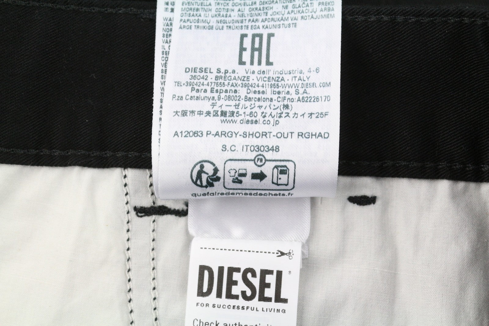 DIESEL P-Argy-Short-Out Men Shorts 52 W37 Black Zip Fly Cargo RRP175