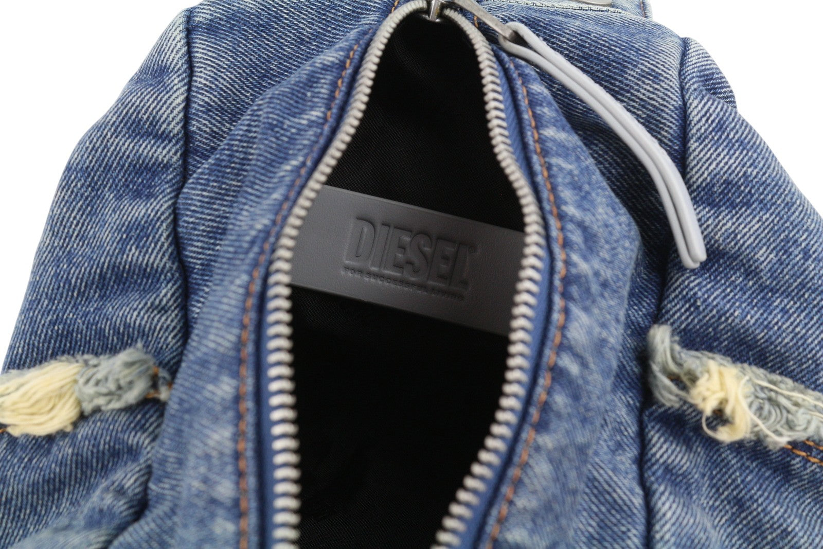 DIESEL D-Vina Women Bag XS Blue Denim Shoulder Distress Chunky Chain RRP495