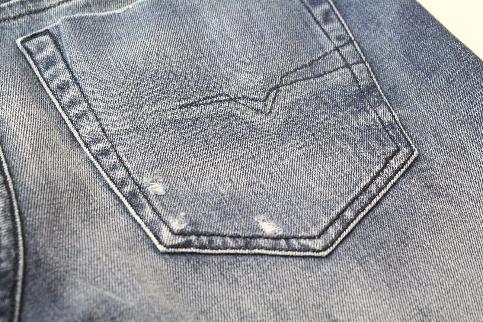 DIESEL D-Bazer 084DD Men Jeans W29/L34 Tapered Fit Washed Blue Cotton Stretch