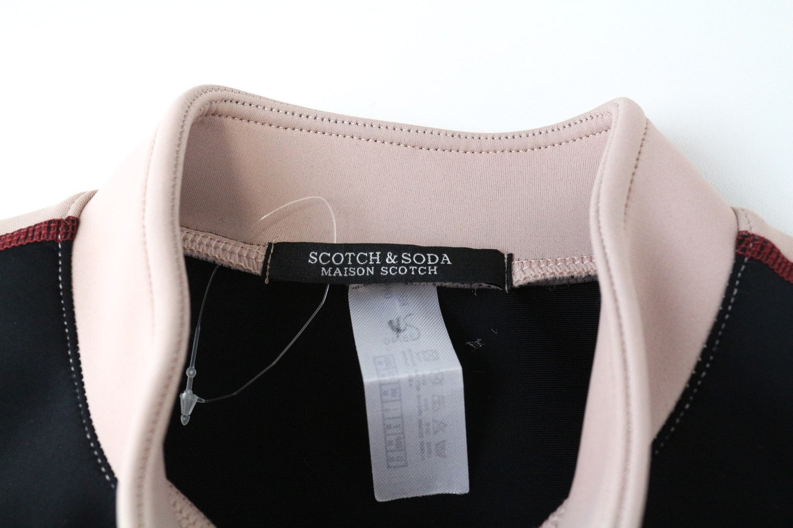 MAISON SCOTCH Women's Black Cropped Top M Sportswear Stretch Zip Neck