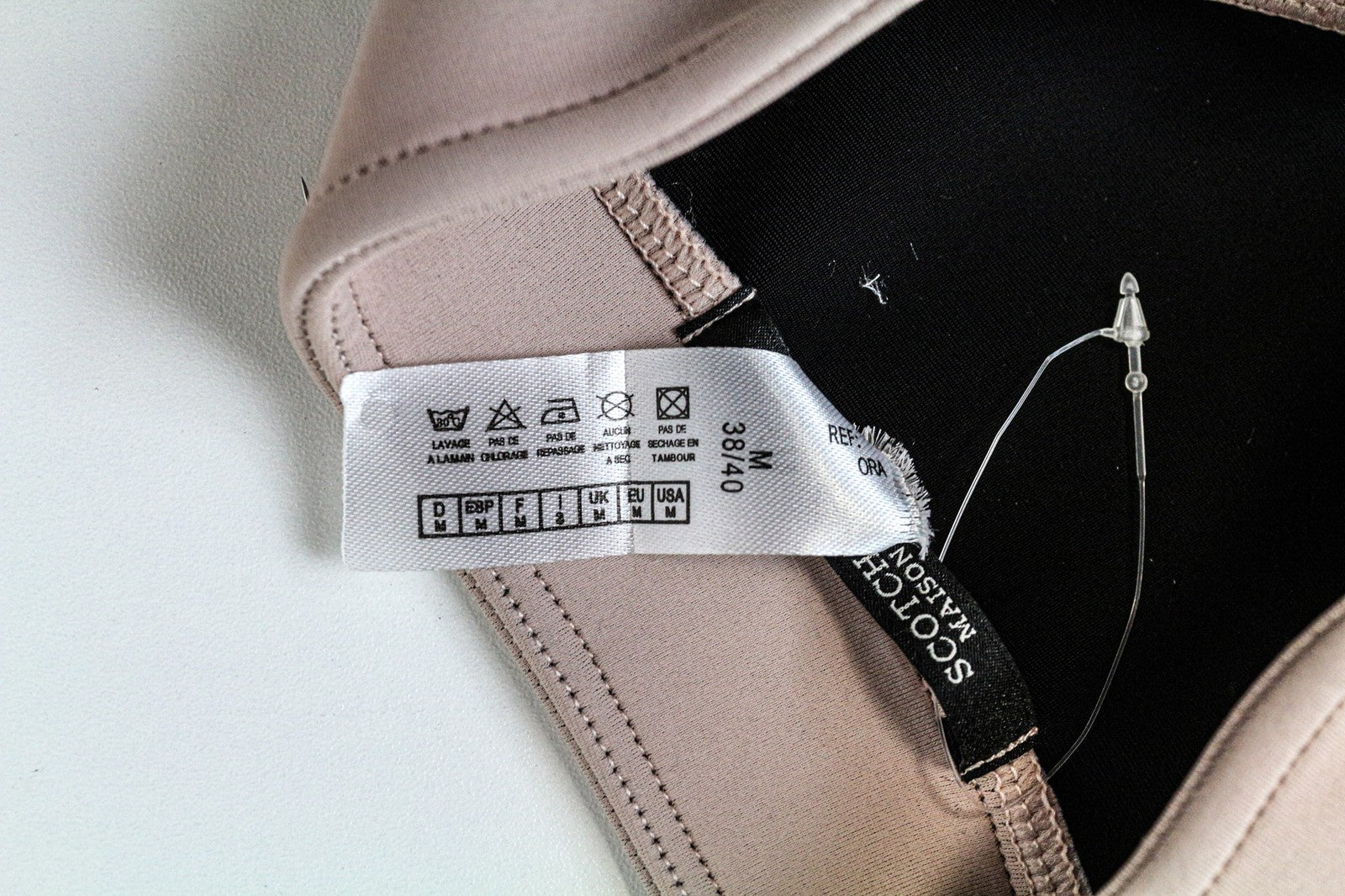 MAISON SCOTCH Women's Black Cropped Top M Sportswear Stretch Zip Neck