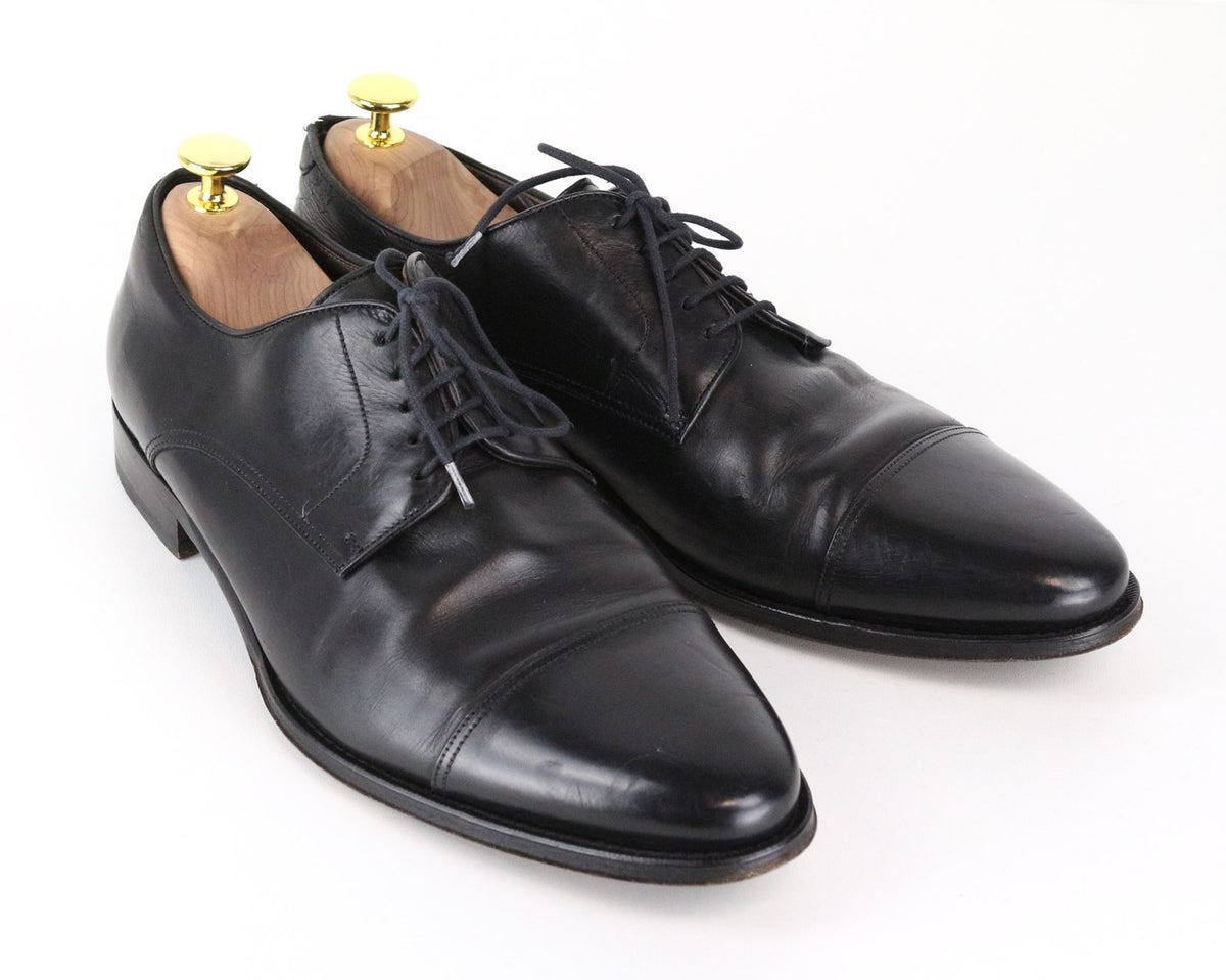 Formelle schwarze Lederschuhe