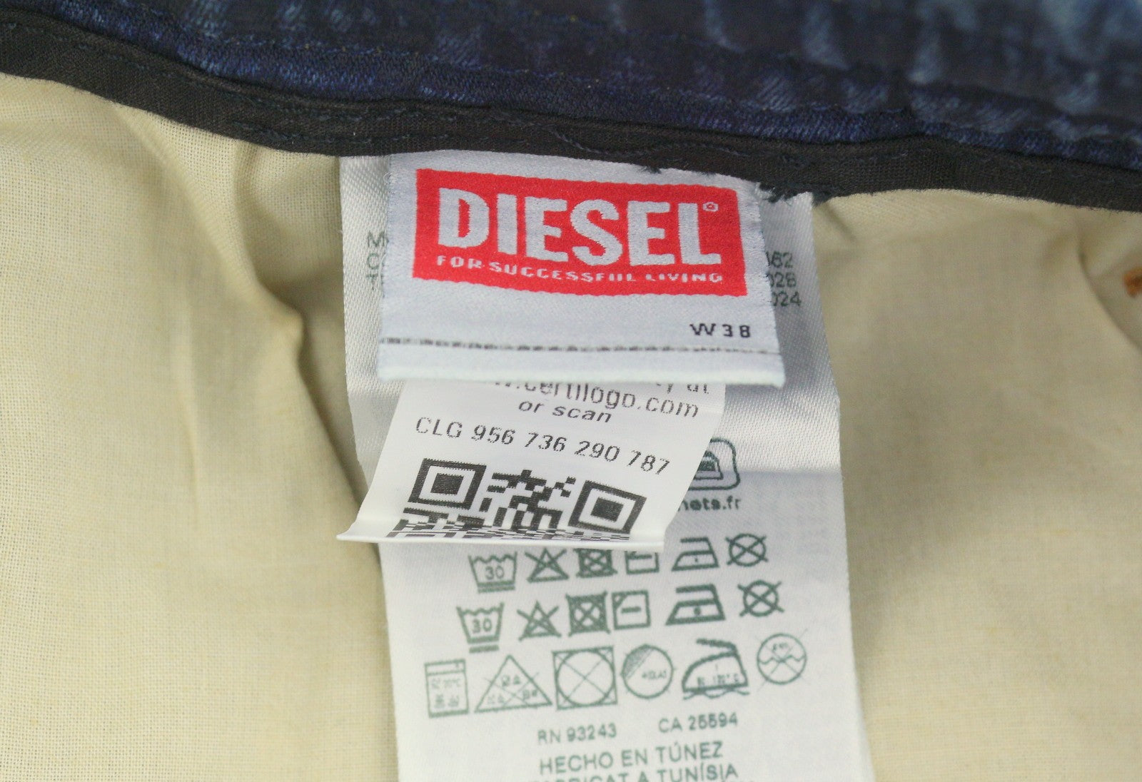 DIESEL 2030 D-Krooley 09J34 Jogg Men Jeans W38 Blue Faded Distress RRP295