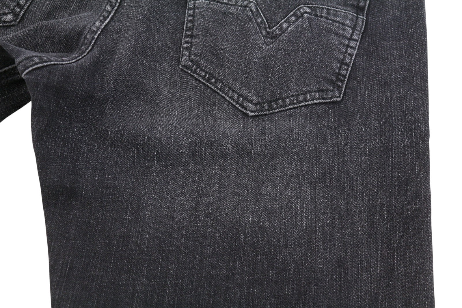 DIESEL 1985 Larkee 09H29 Men Jeans W32/L32 Black Whiskers Faded Regular Straight