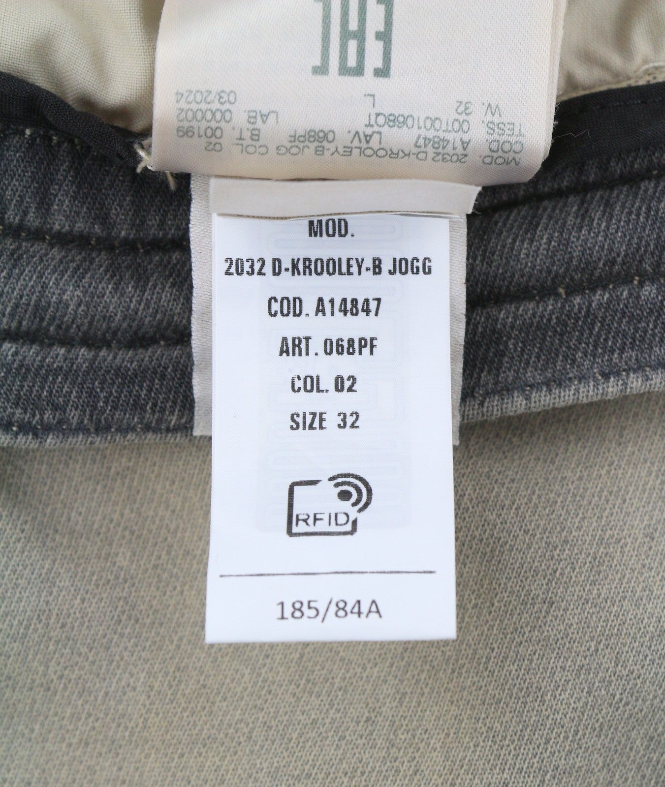 DIESEL 2032 D-Krooley-B Jogg 068PF Men Jeans W32 Grey Faded Distress RRP325